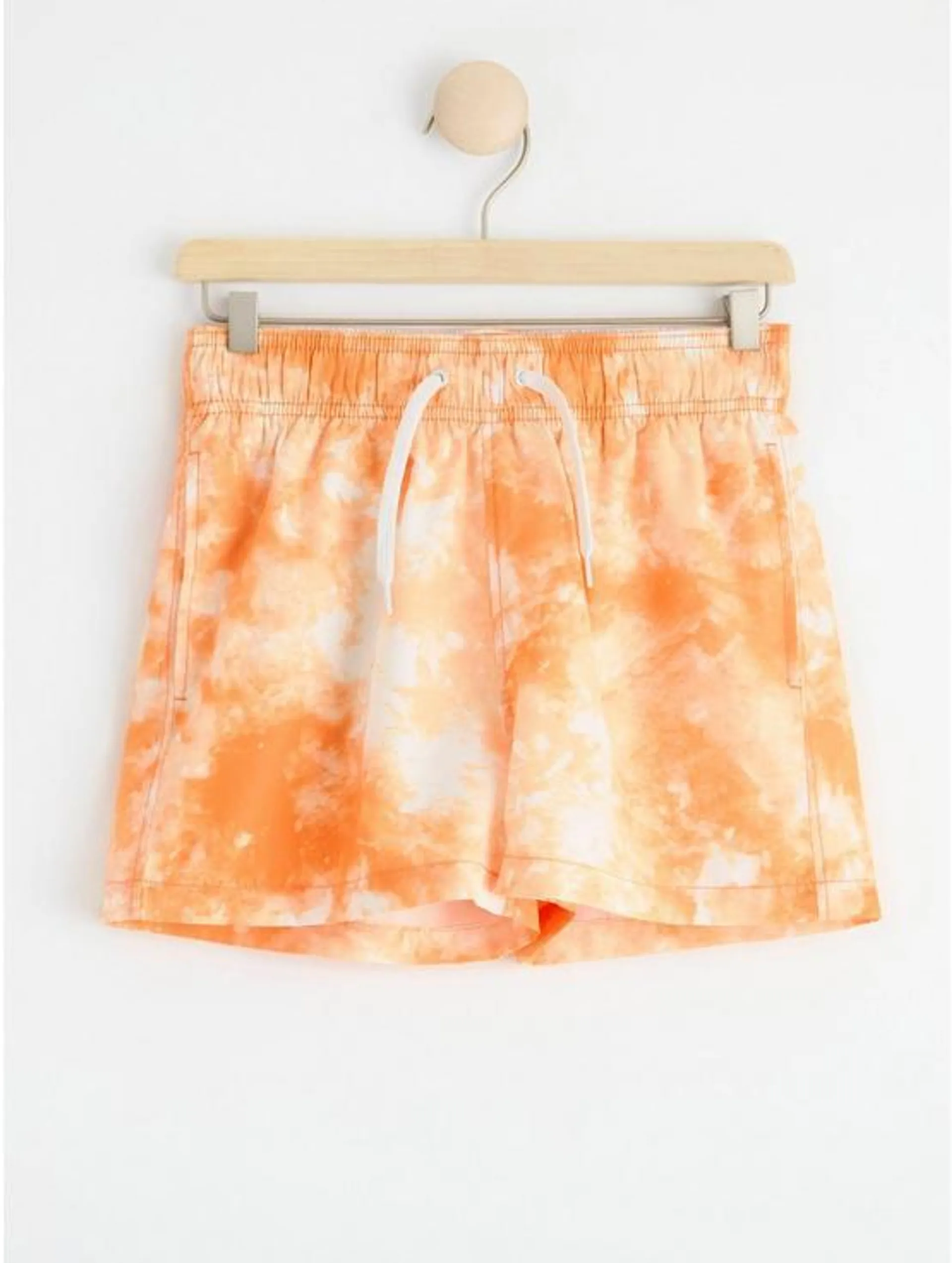 Badeshorts med batikk