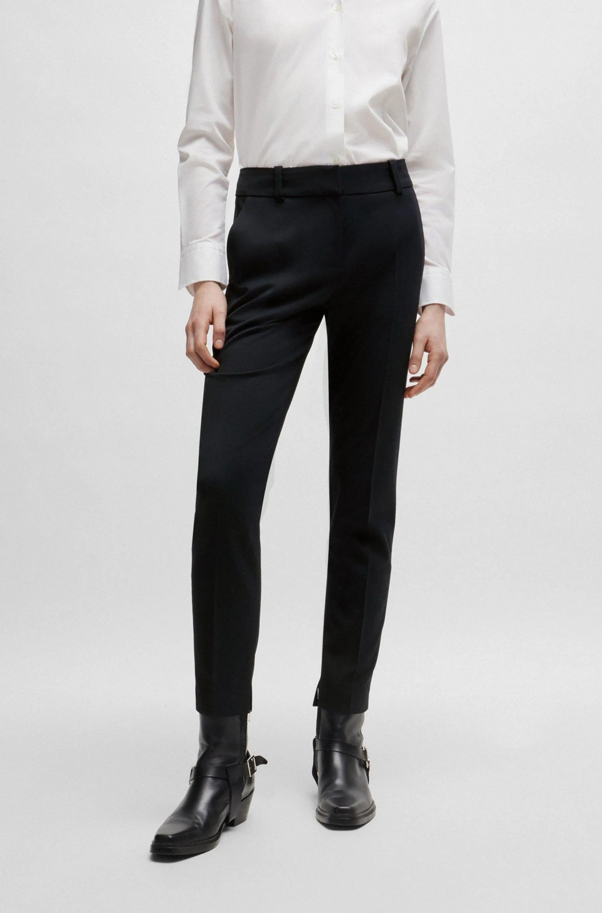 Slim-fit trousers with a cropped length