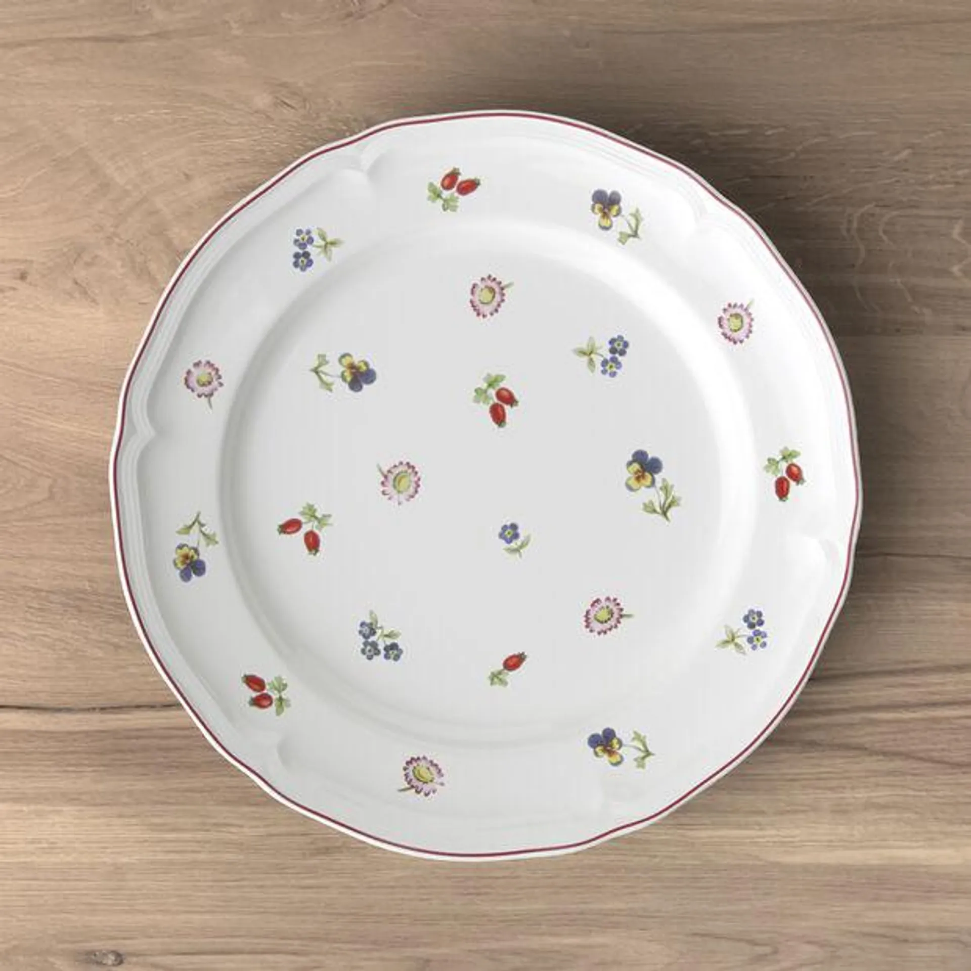 Petite Fleur dinner plate