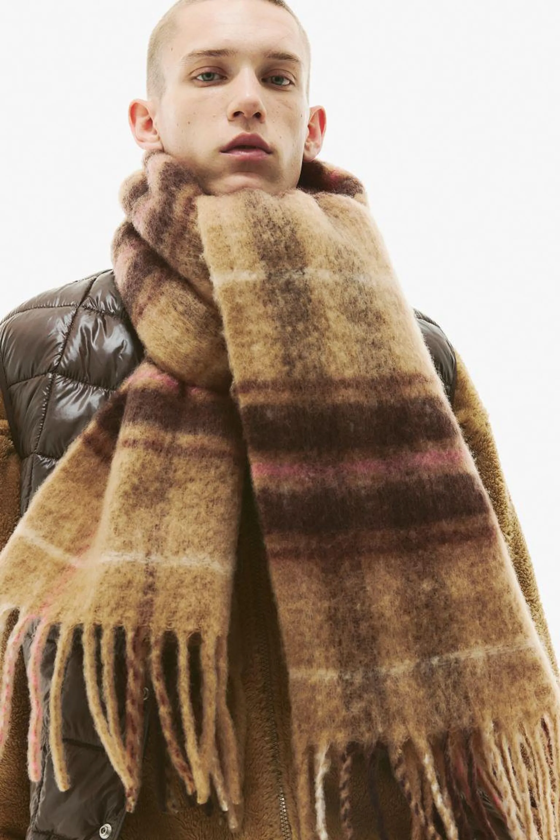 Brushed scarf