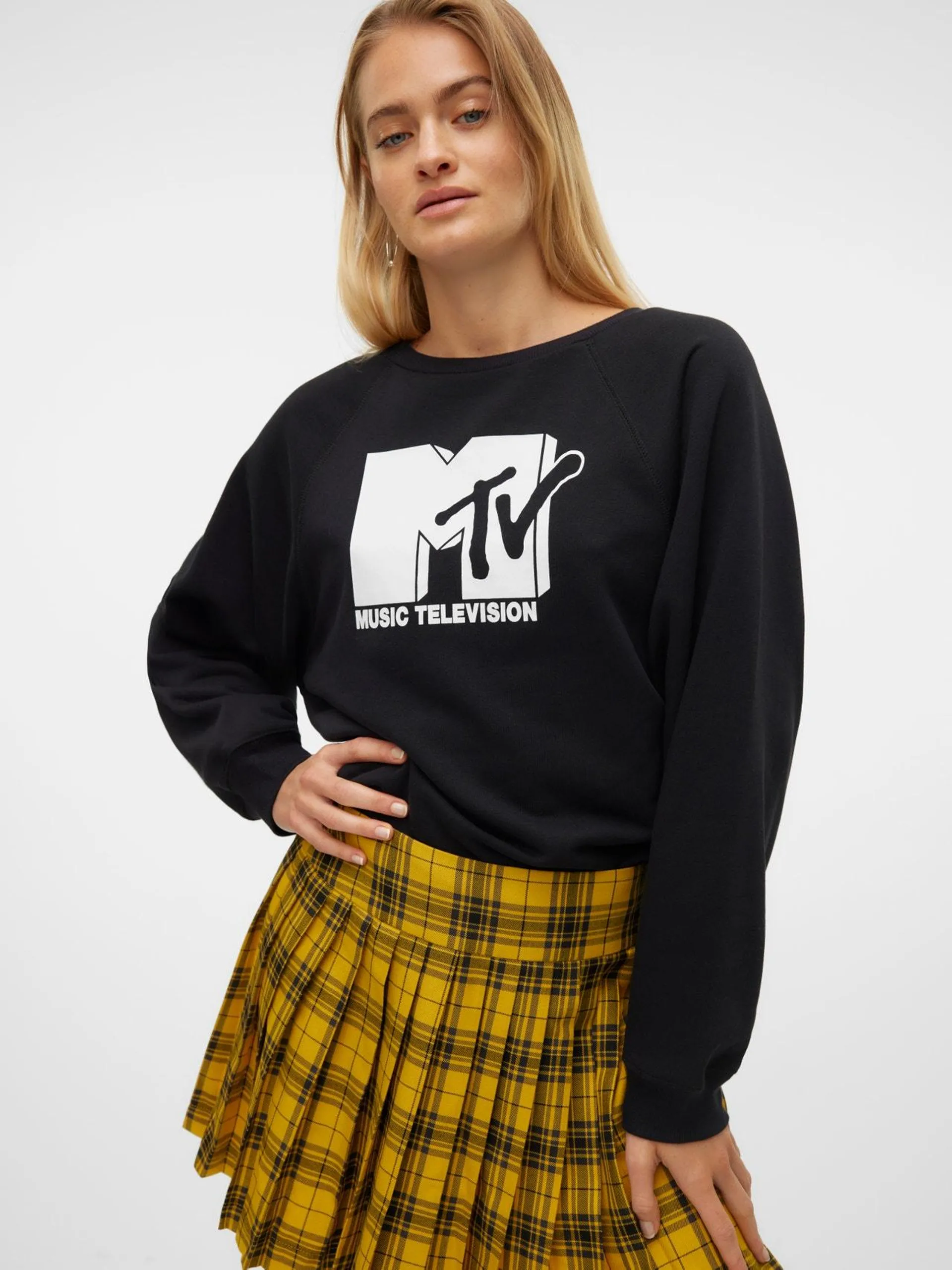 SOMETHINGNEW x PROJECT NOSTALGIA Sweatshirt