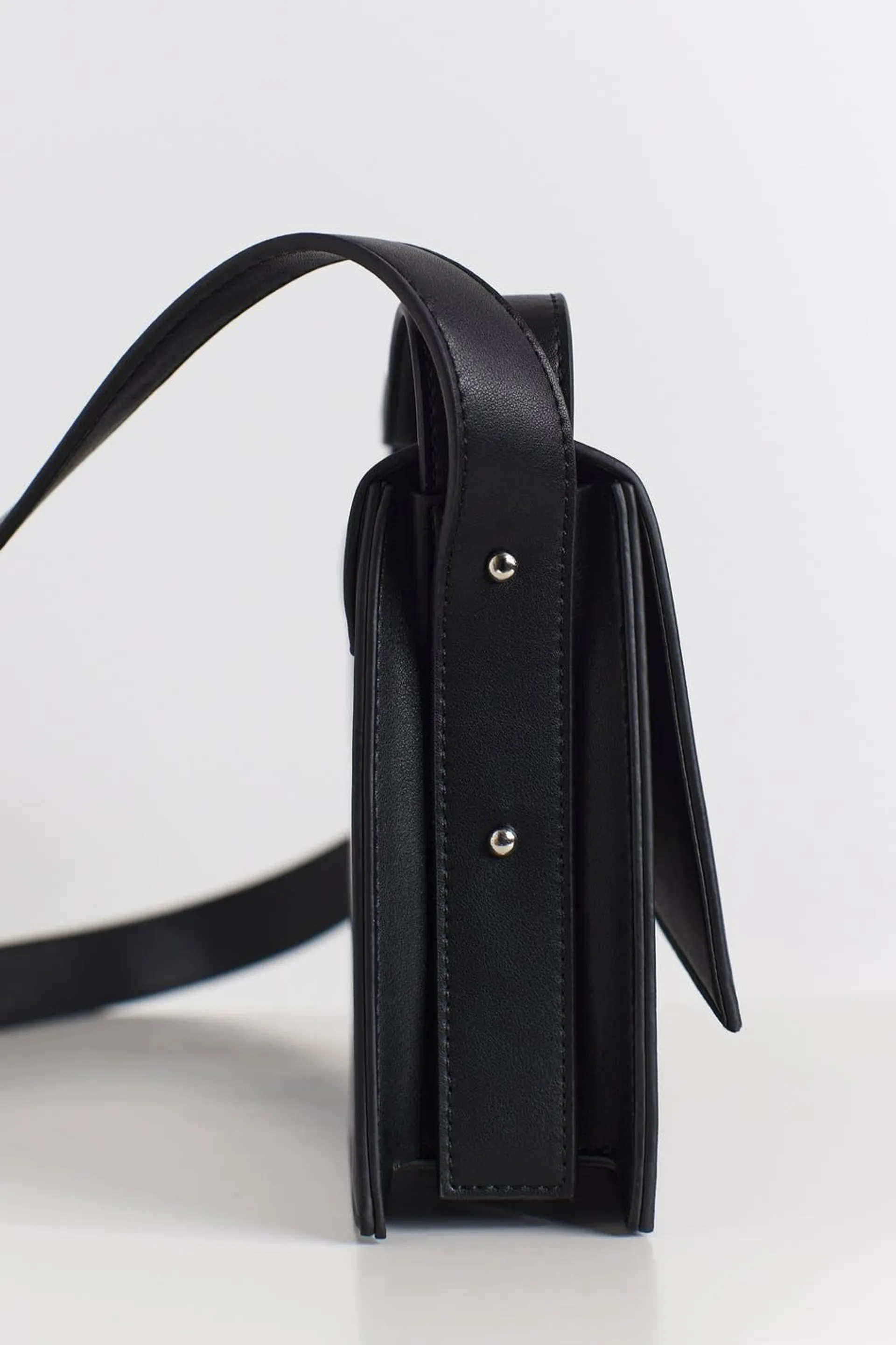 Assymetric midi bag