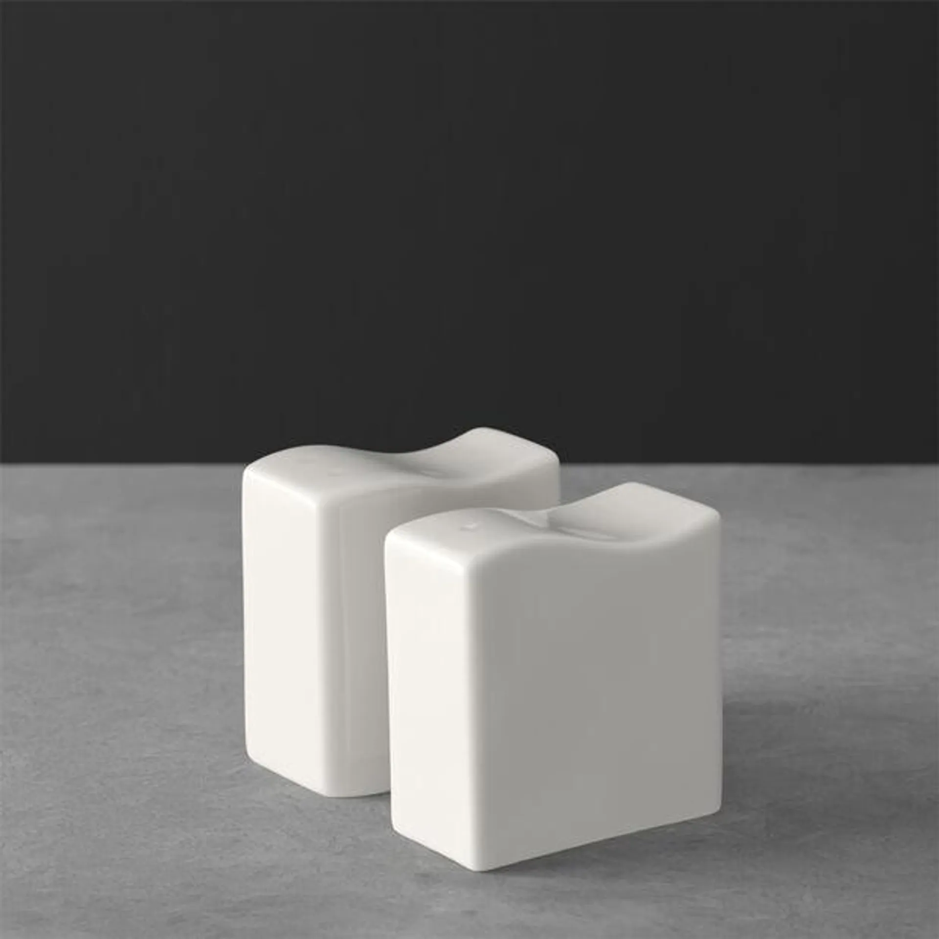 NewWave salt & pepper shaker