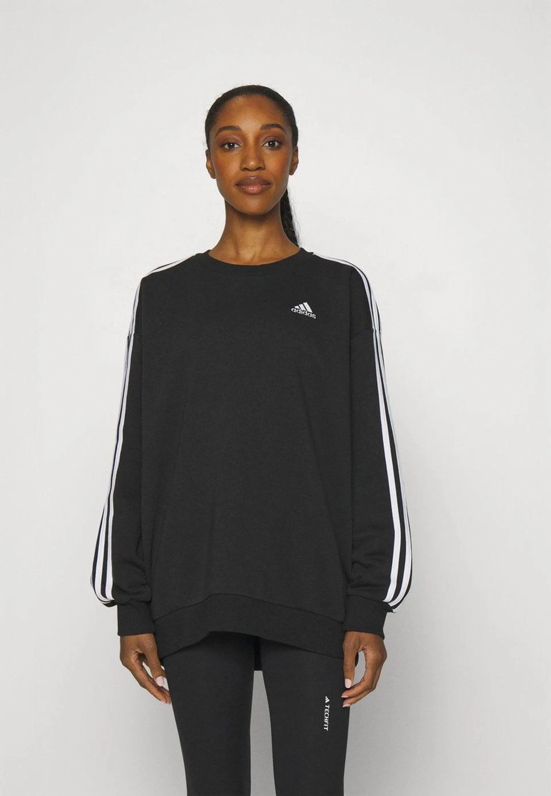 ESSENTIALS 3 STRIPES OVERSIZED - Sudadera