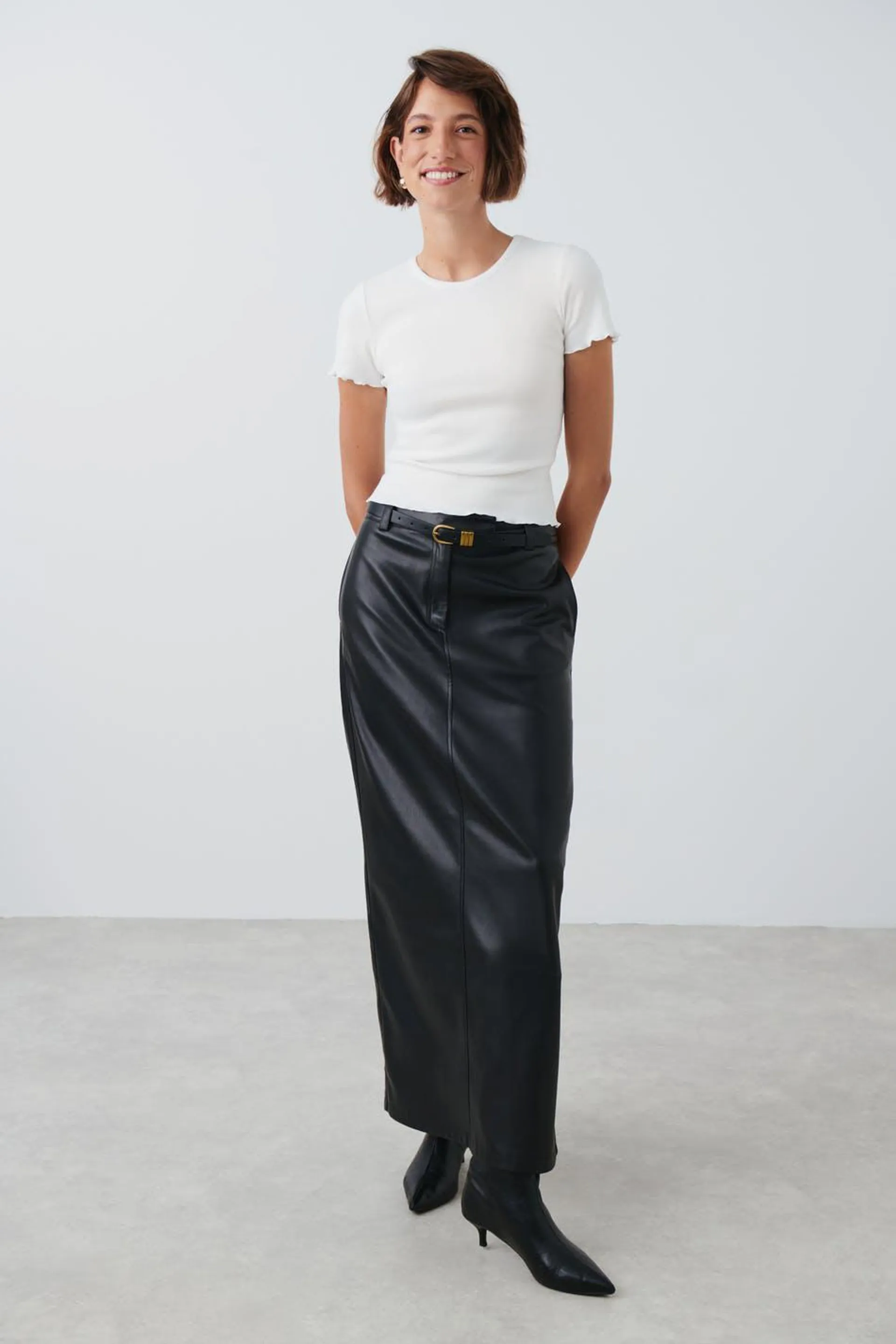 Brushed rib top