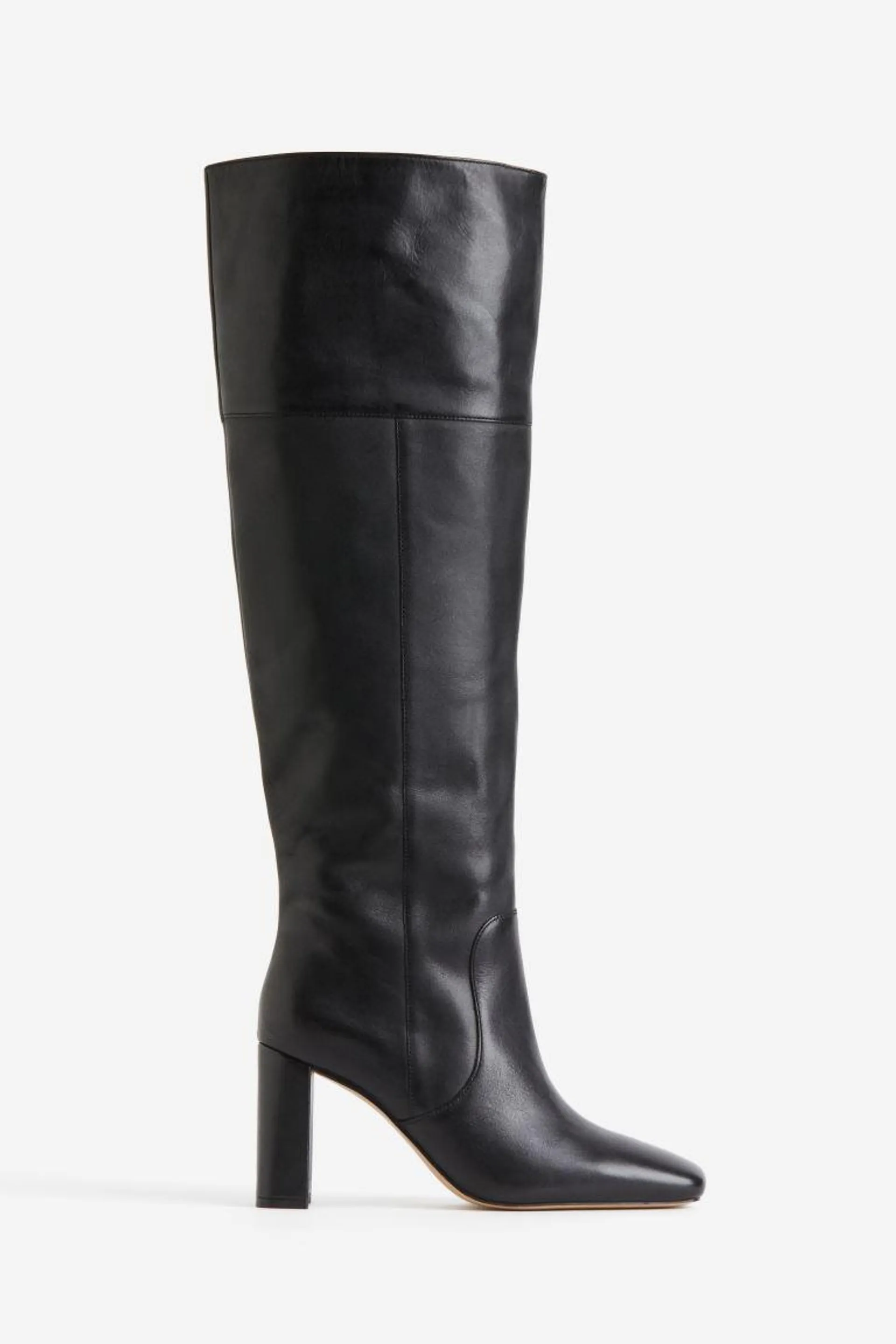 Knehøye skinnboots