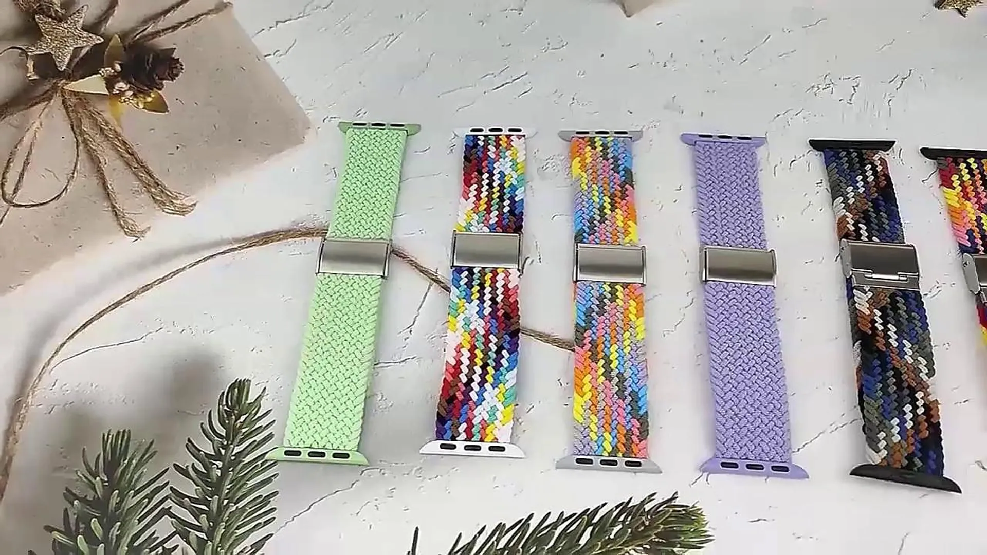 Solo loop Kompatibel med Apple Watch-klokkereim 38mm 40mm 41mm 42mm 44mm 45mm 49mm Flettet Elastisk Metalllås Nylon Erstatningsklokkerem til iwatch Series Ultra 8 7 6 5 4 3 2 1 SE