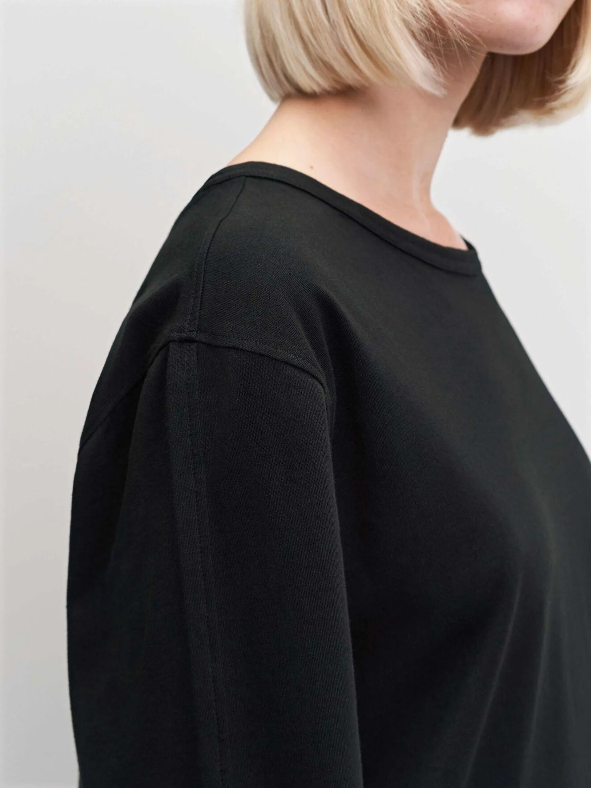 J. 2 T-shirt