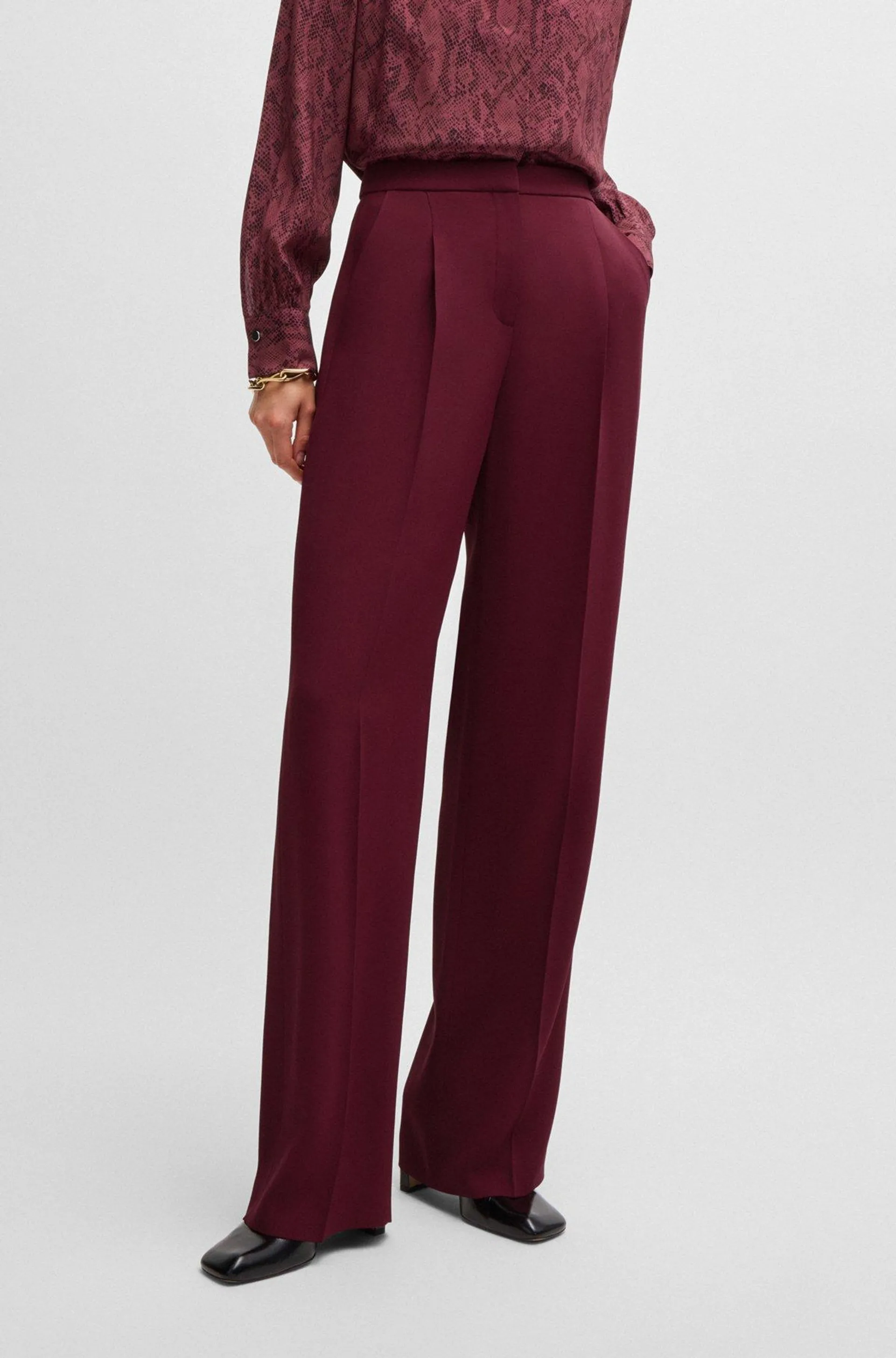 Regular-fit trousers in matte fabric