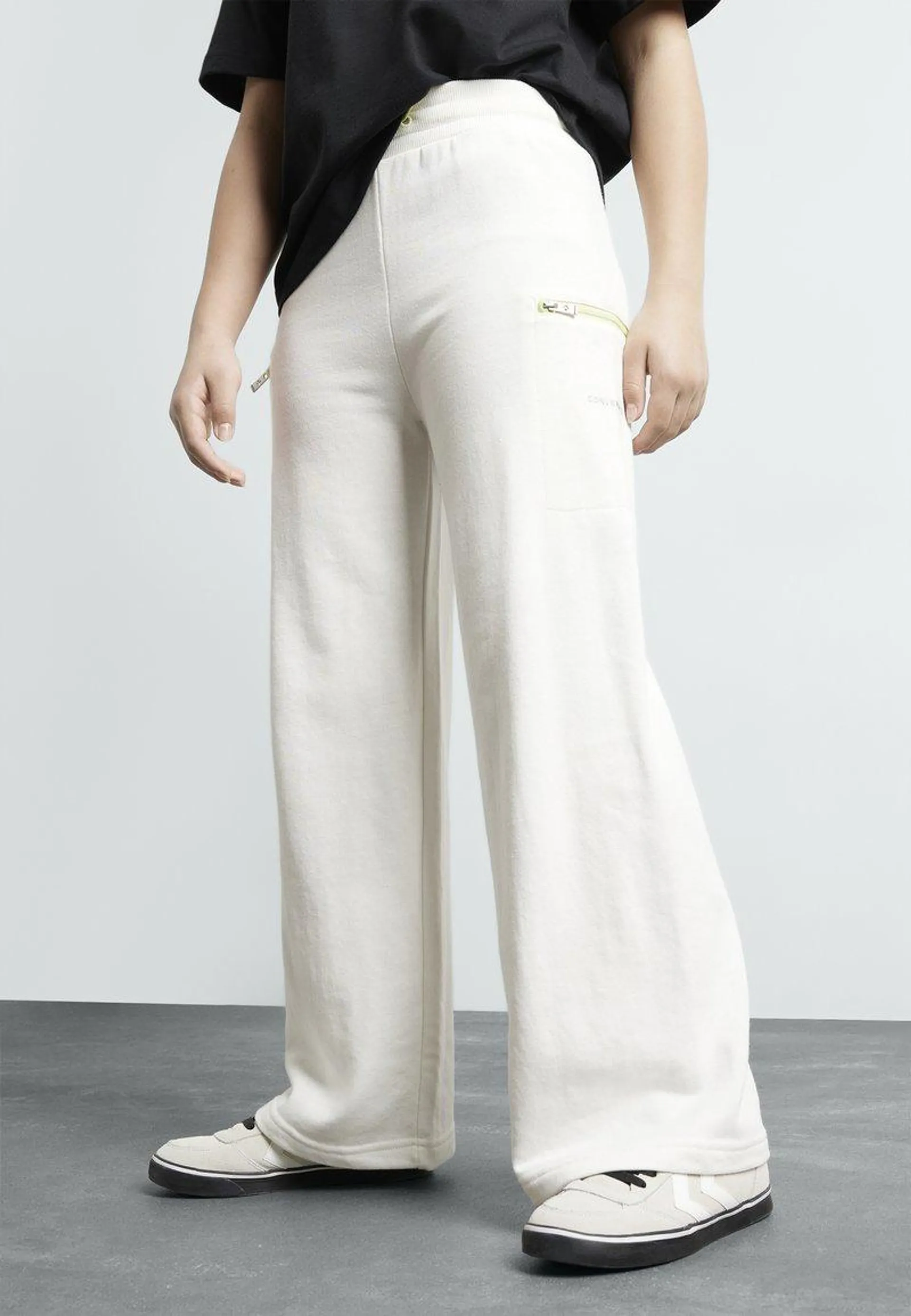 UTILITY STRAIGHT LEG PANT - Tracksuit bottoms