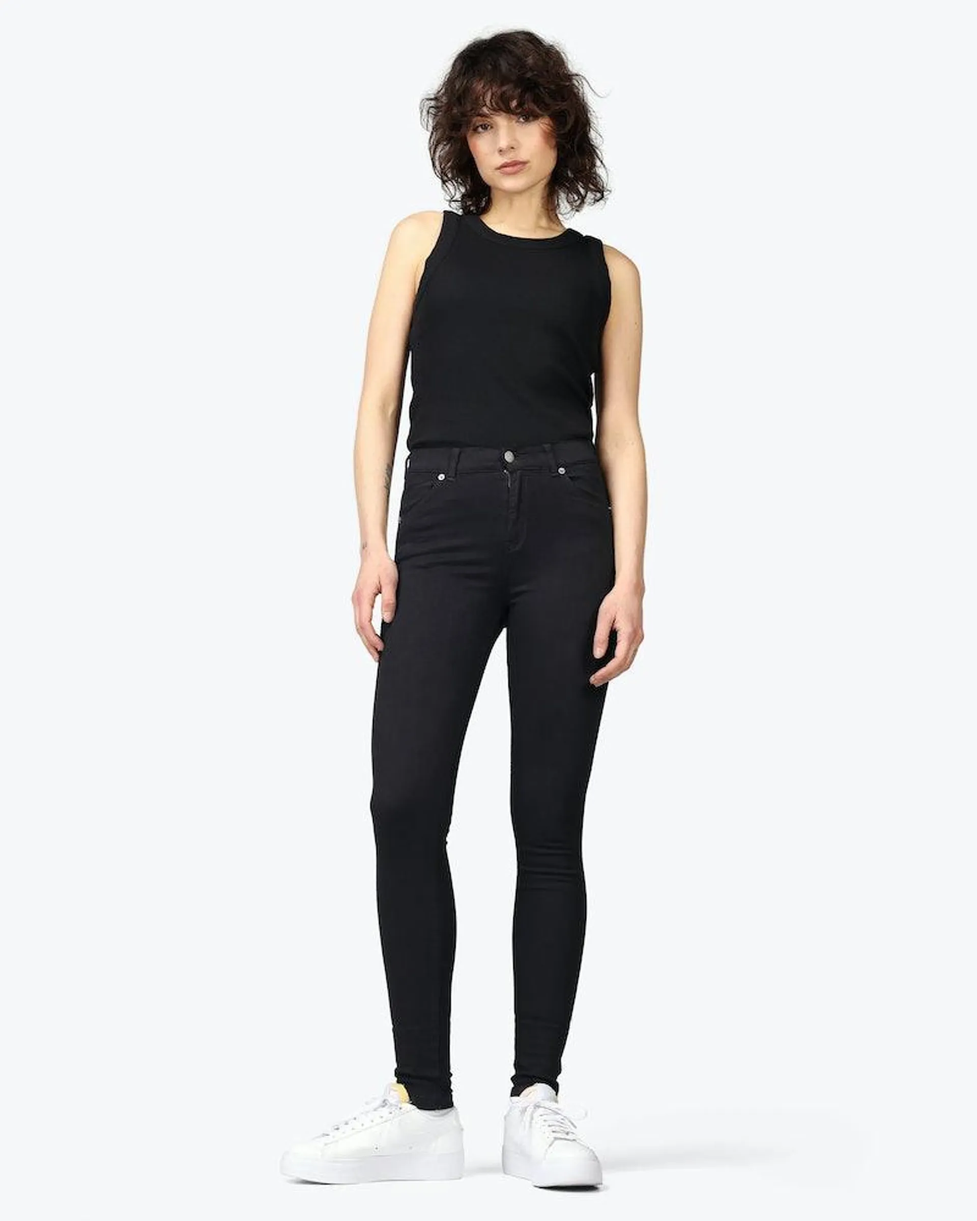 Lexy Svart Jeans