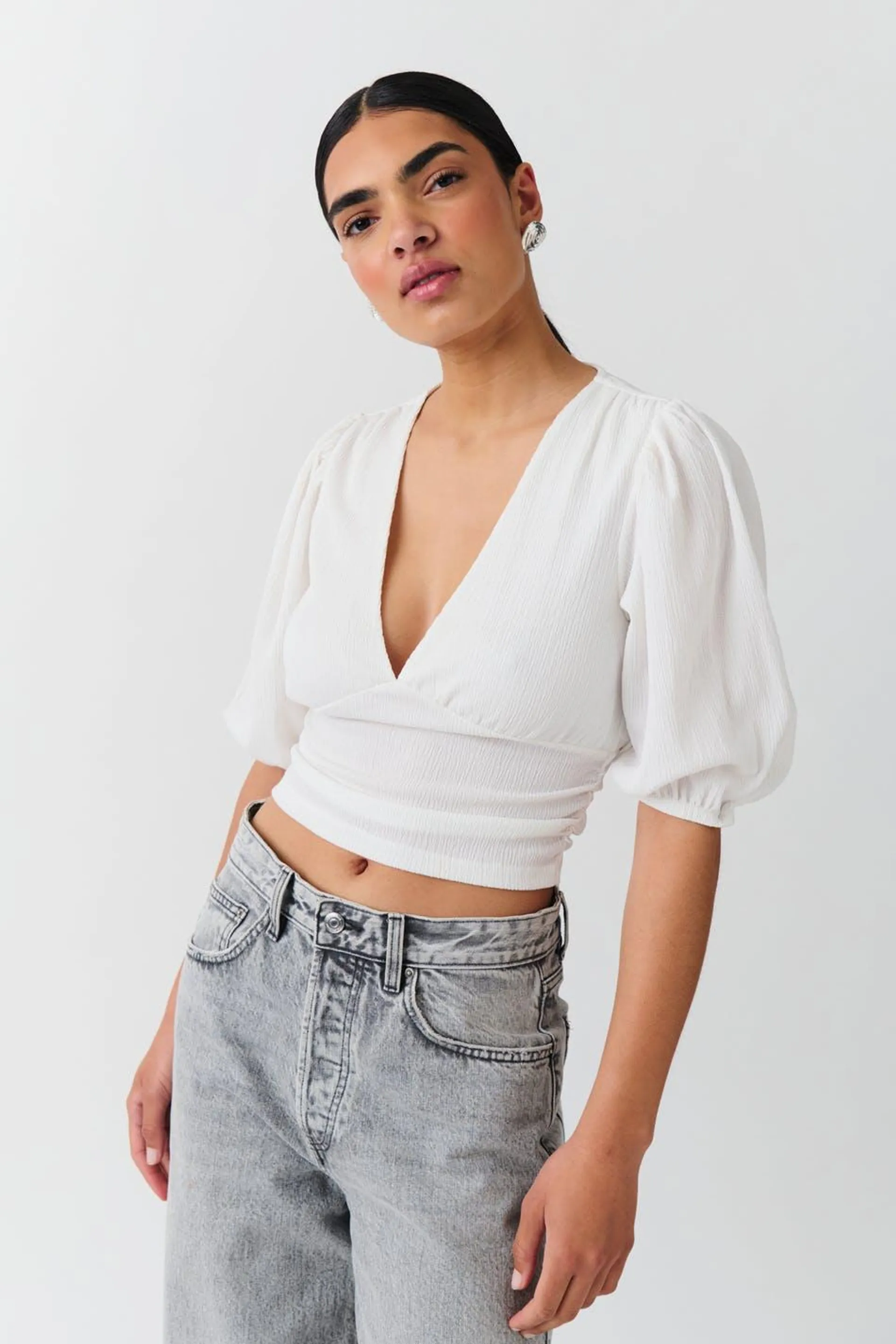 Puff sleeve top