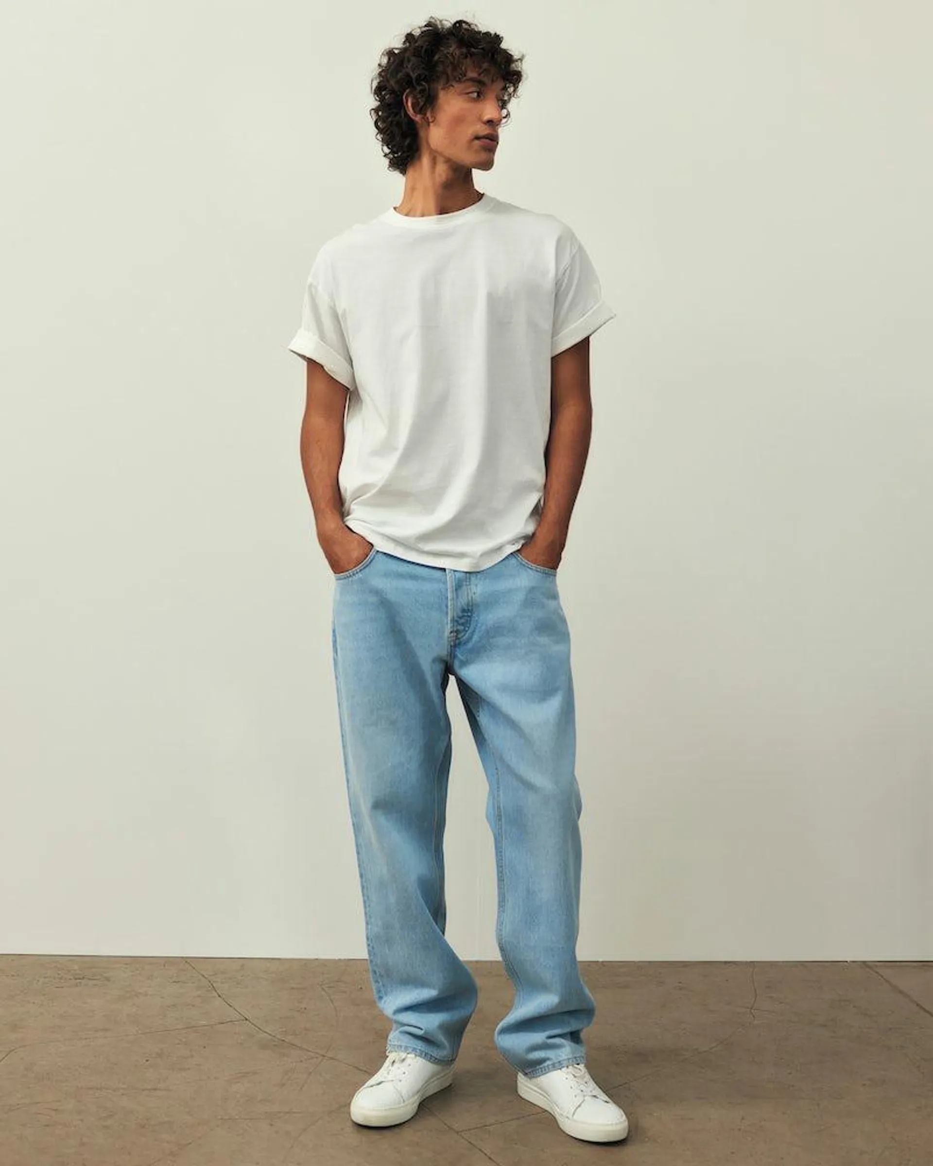 Loose jeans