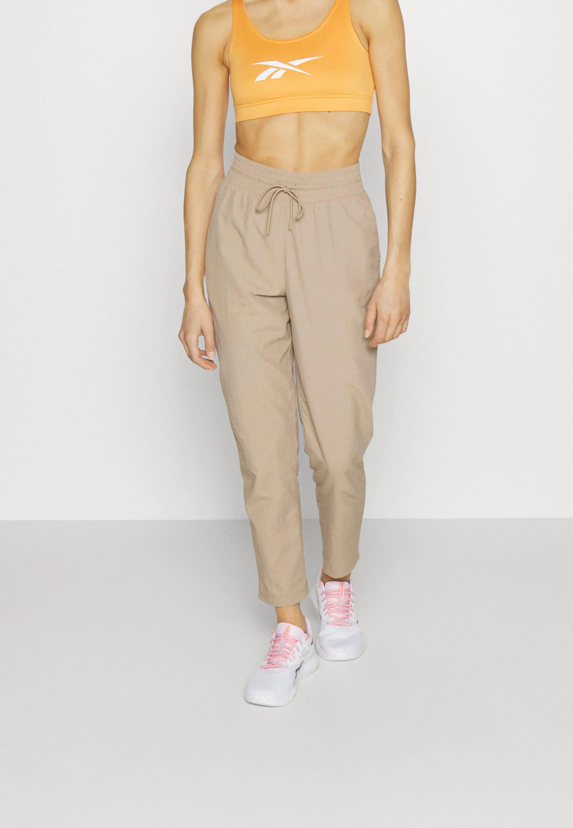 TEXTURED RUNAROUND TAPER PANT - Joggebukse