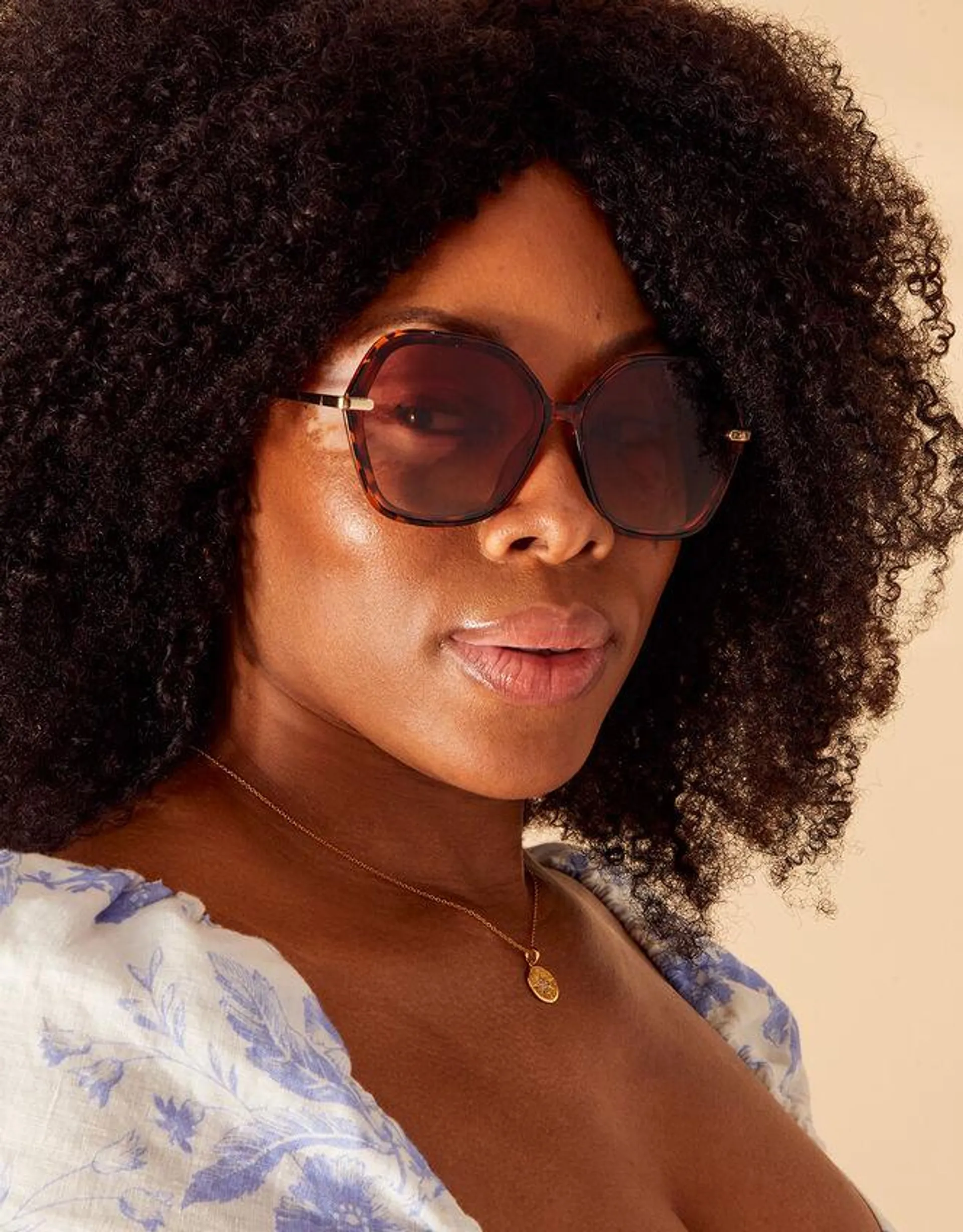 Soft Hexagon Sunglasses