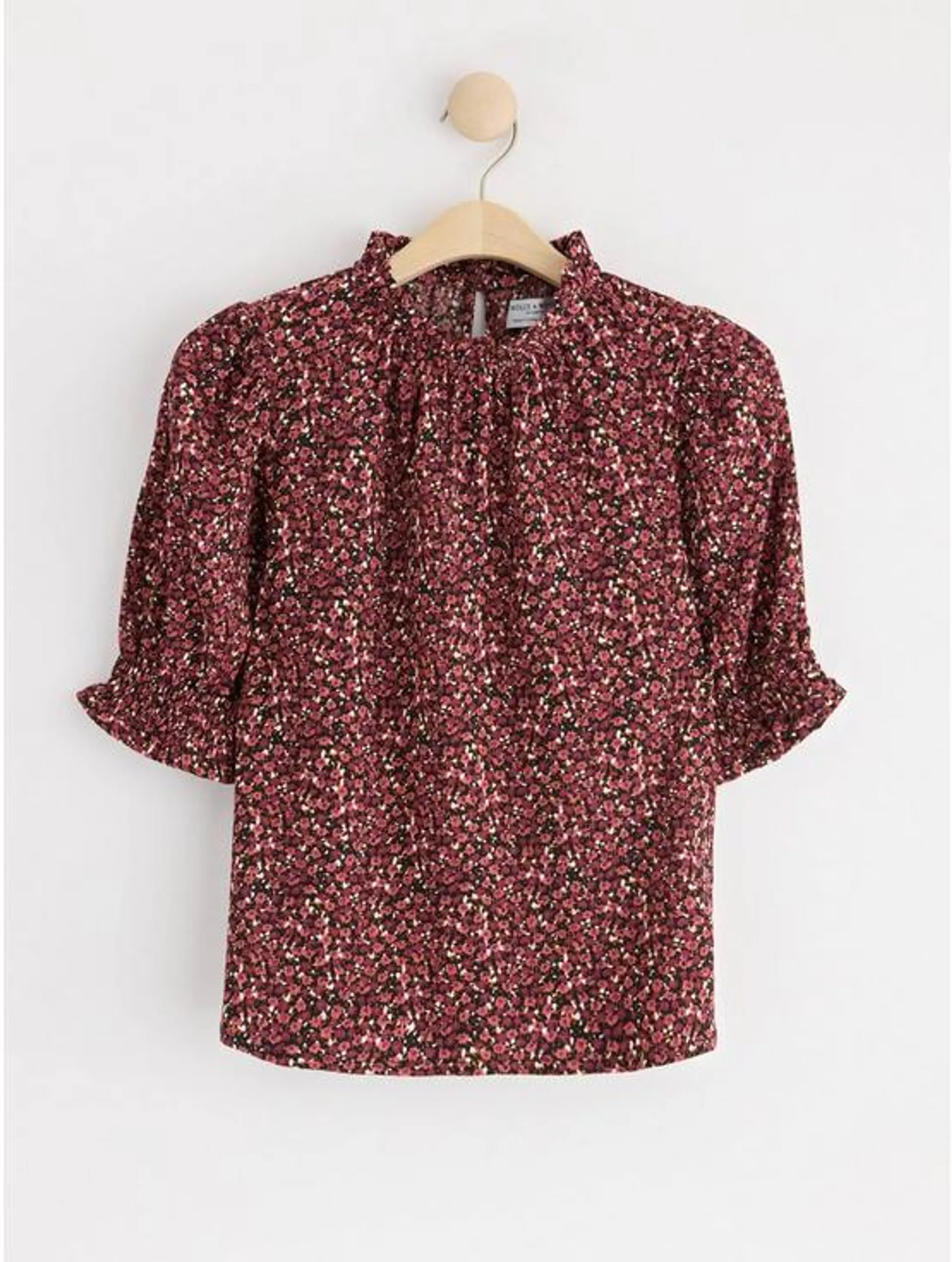 Bluse med puffermer