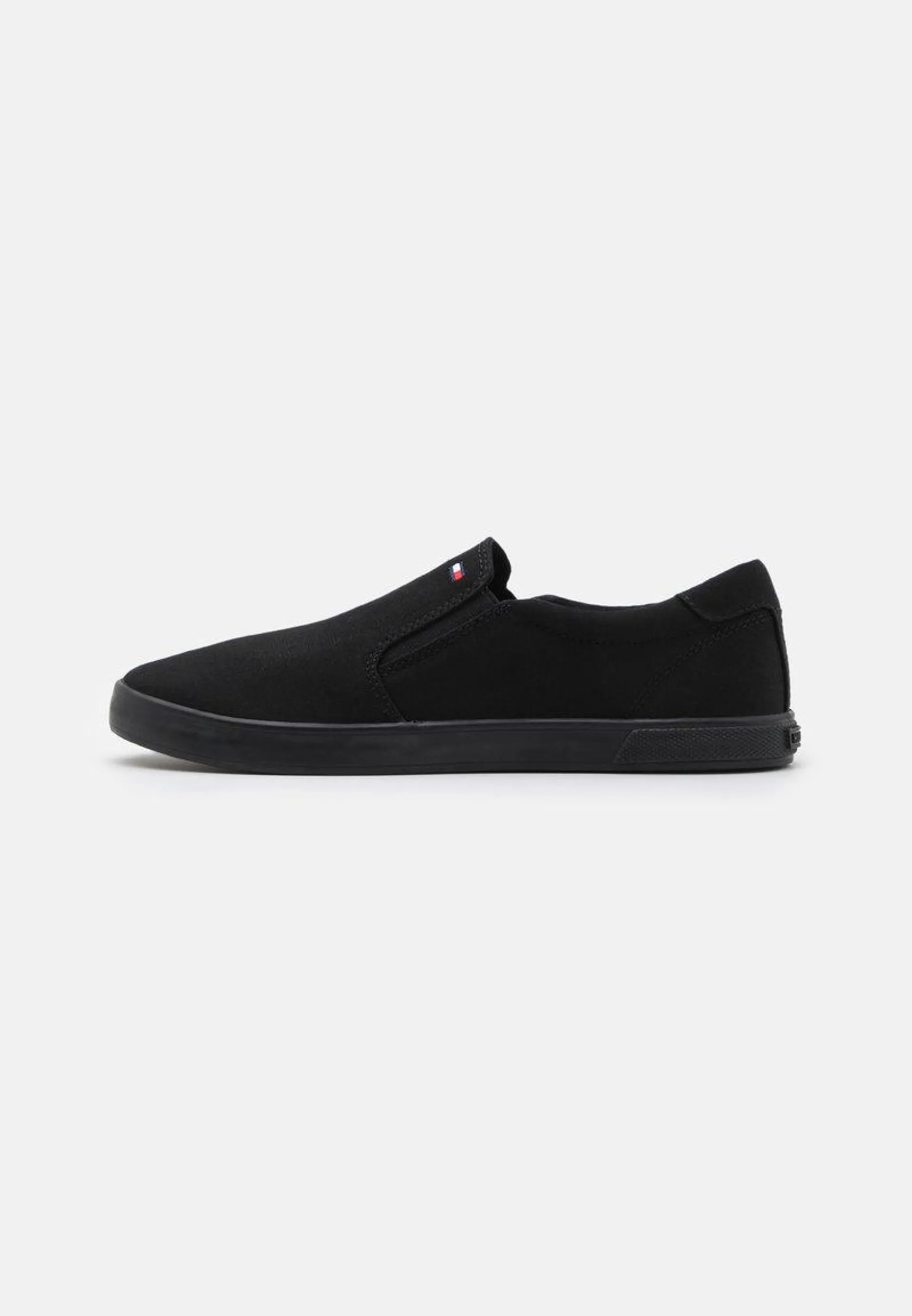 ICONIC SLIP ON - Joggesko