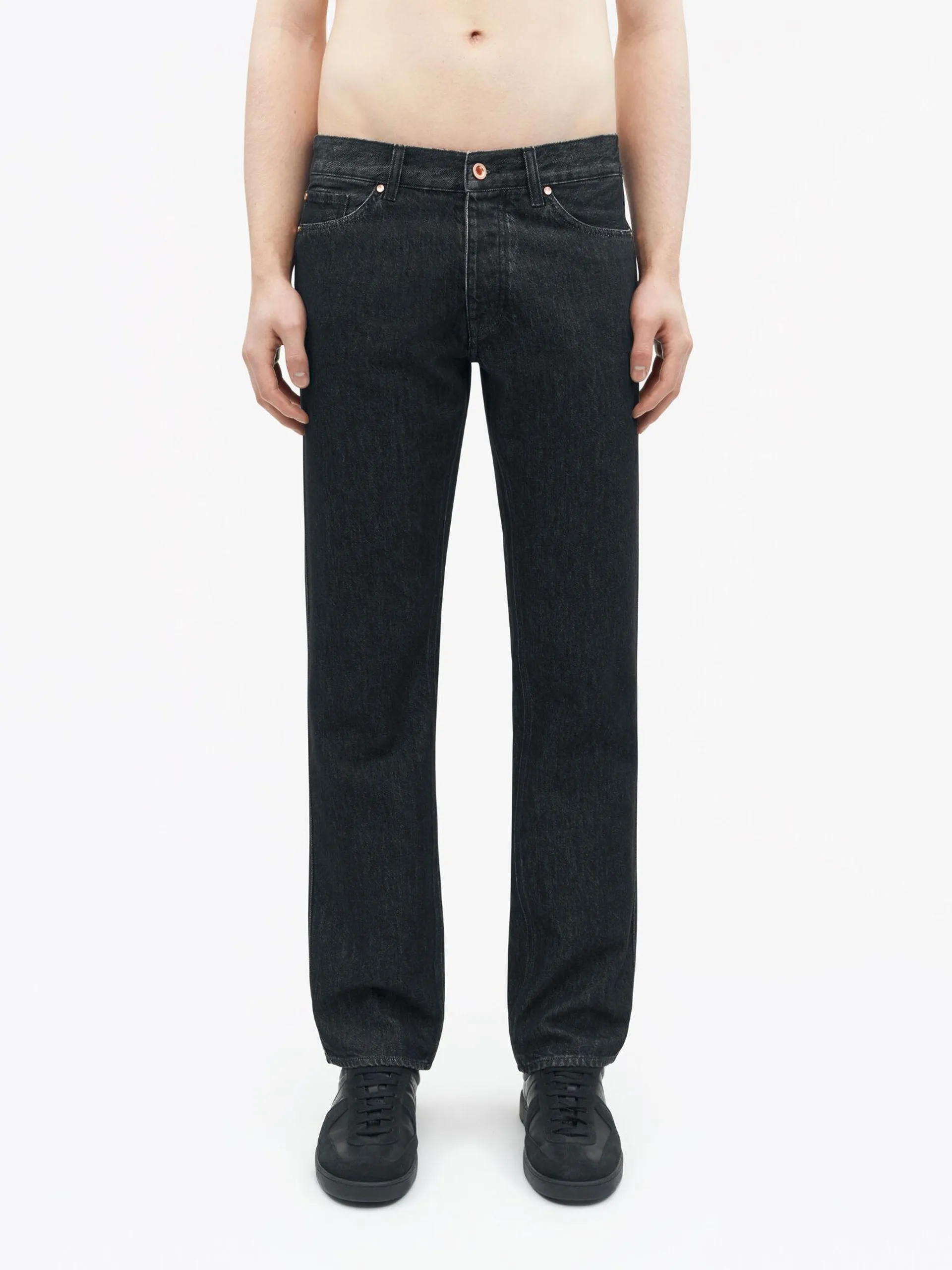 Raka jeans med normal passform i styv denim