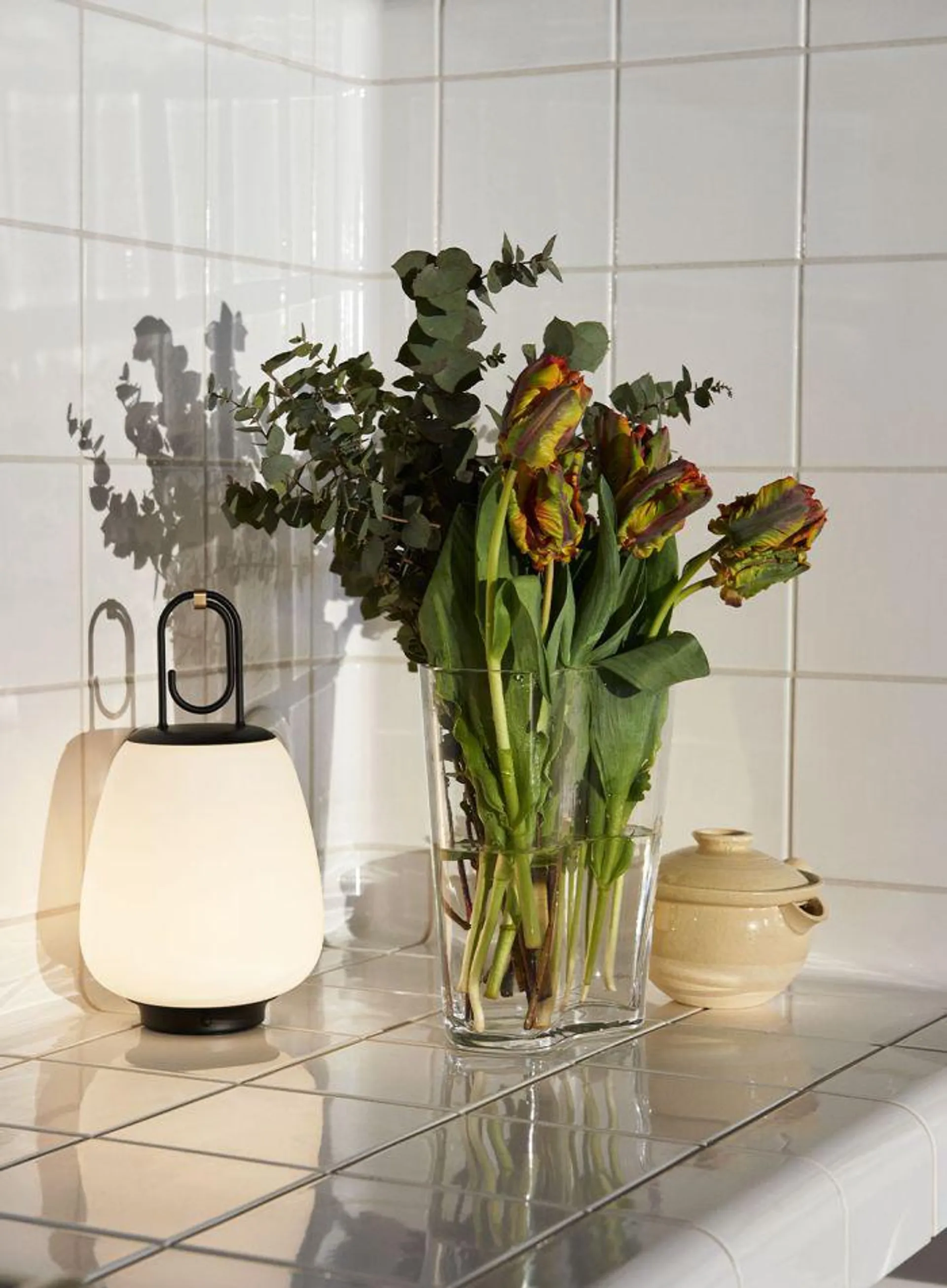 Lucca SC51 oppladbar bordlampe - sort/opal
