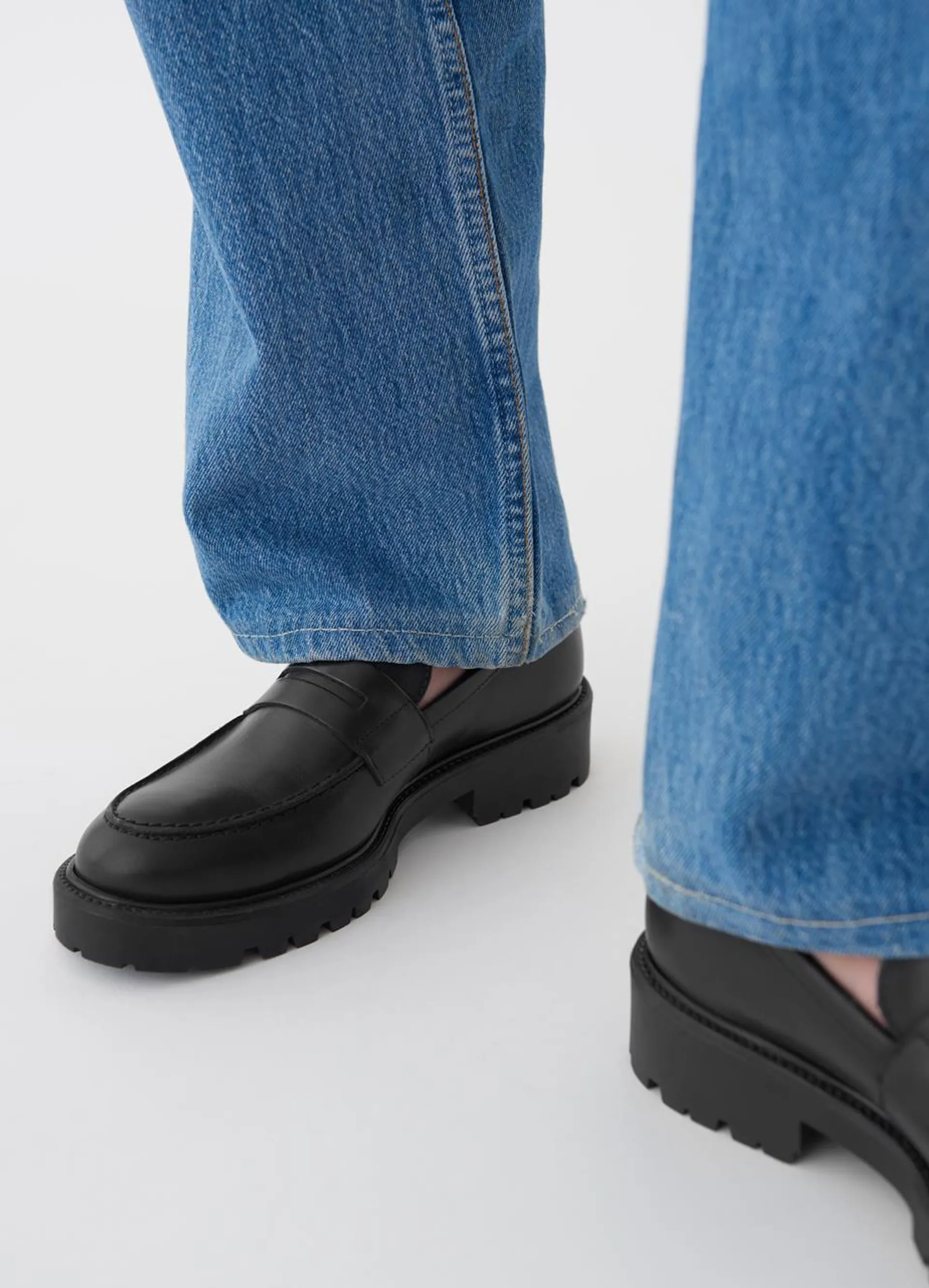 KENOVA LOAFER