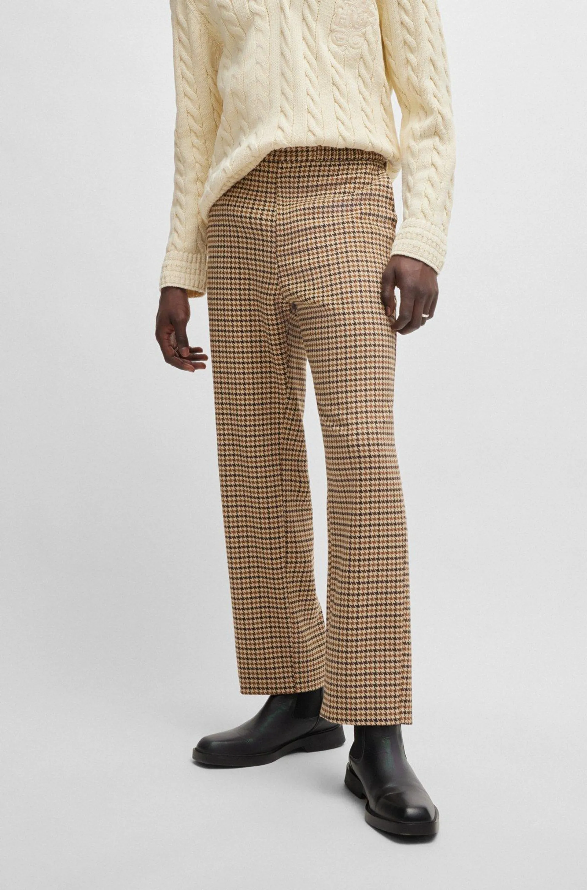 Modern-fit trousers in houndstooth stretch material