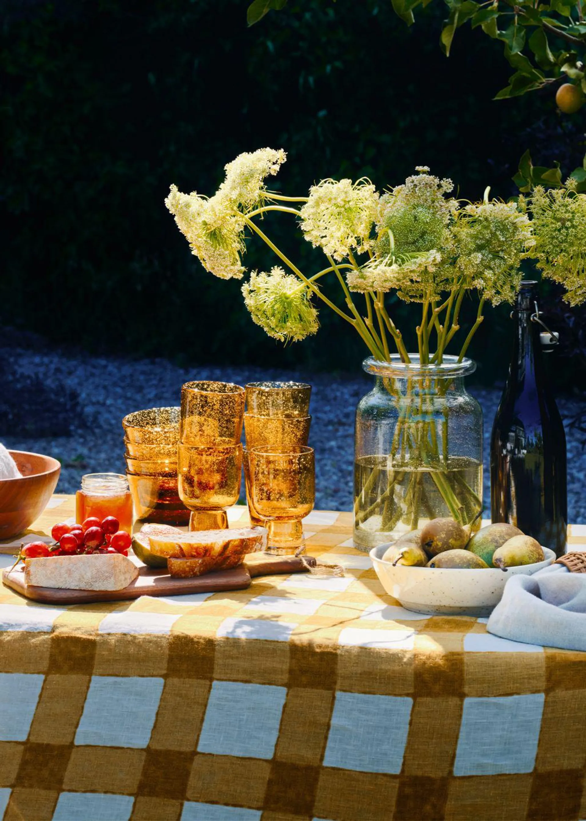 Checkered table cloth