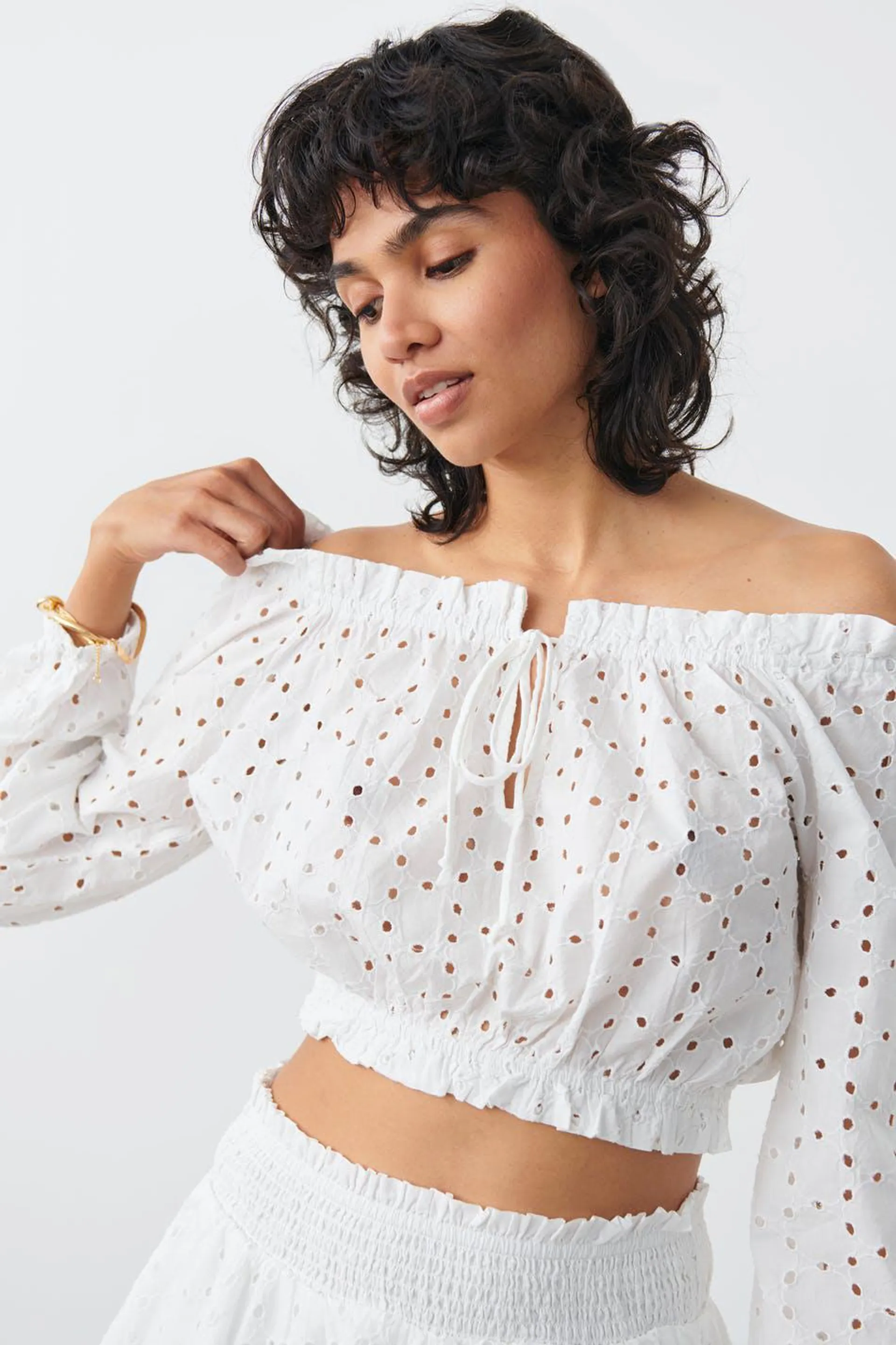 Broderie anglaise blouse