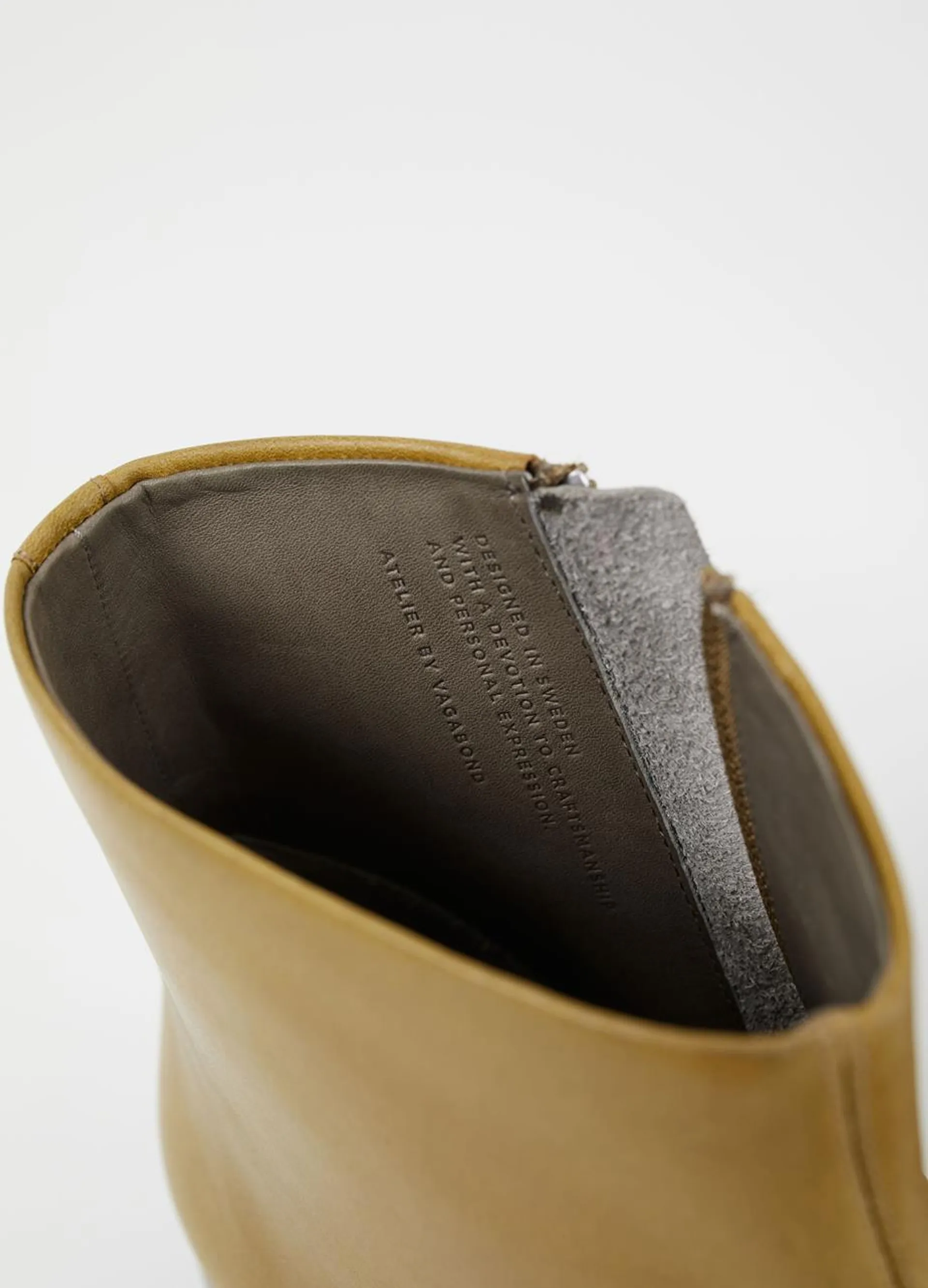 SAMIRA BOOTS