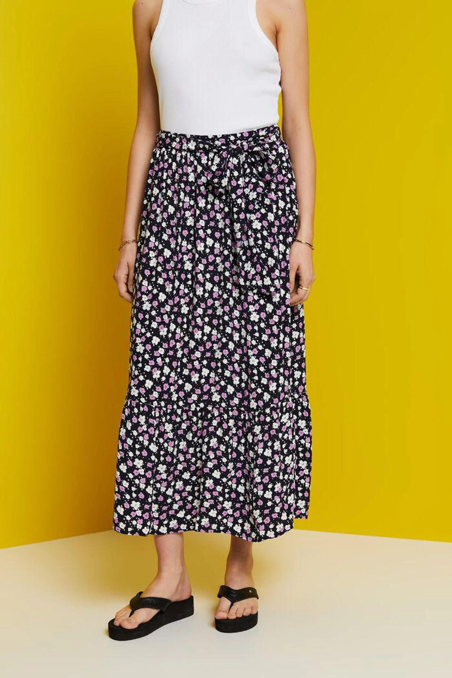 Skirts light woven