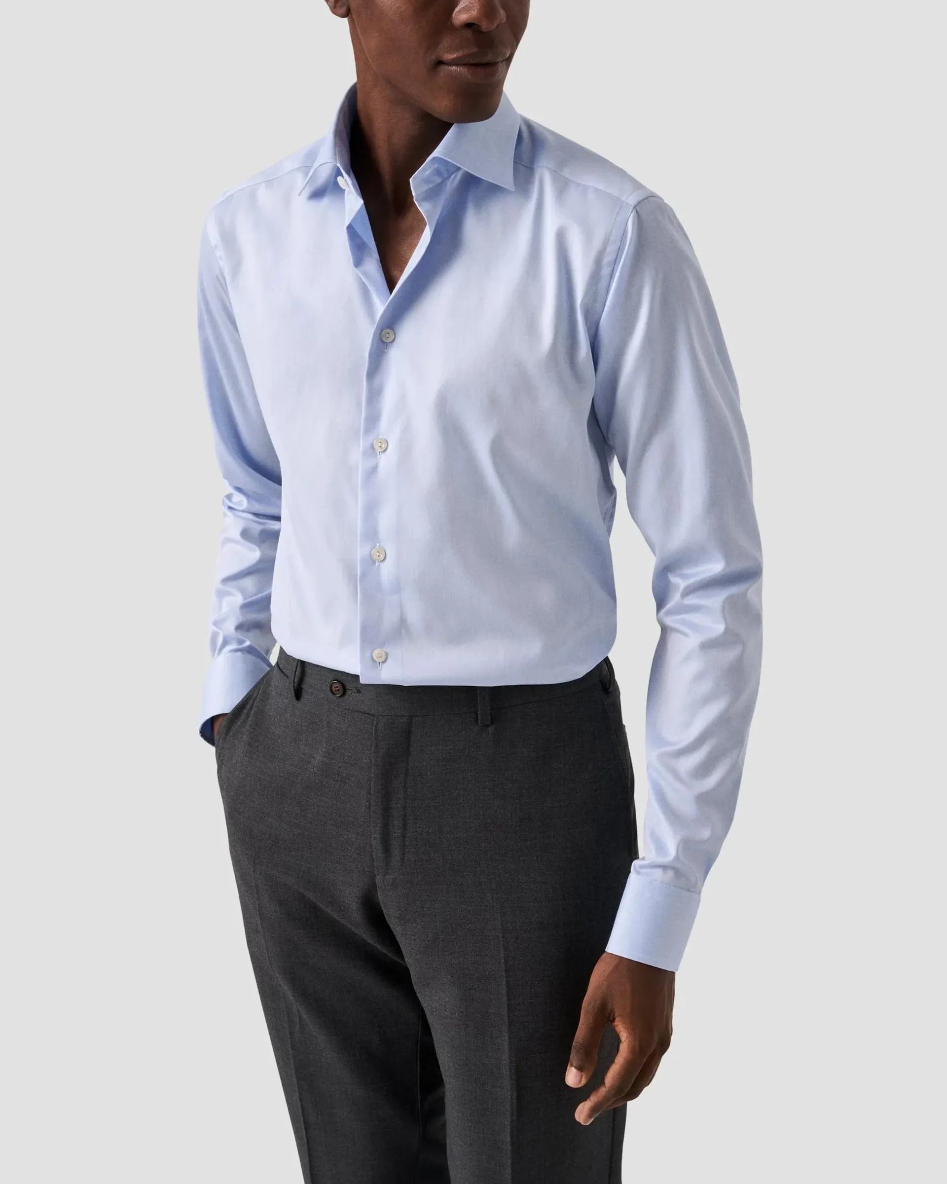 Light Blue Signature Twill Shirt – Extra Long Sleeves