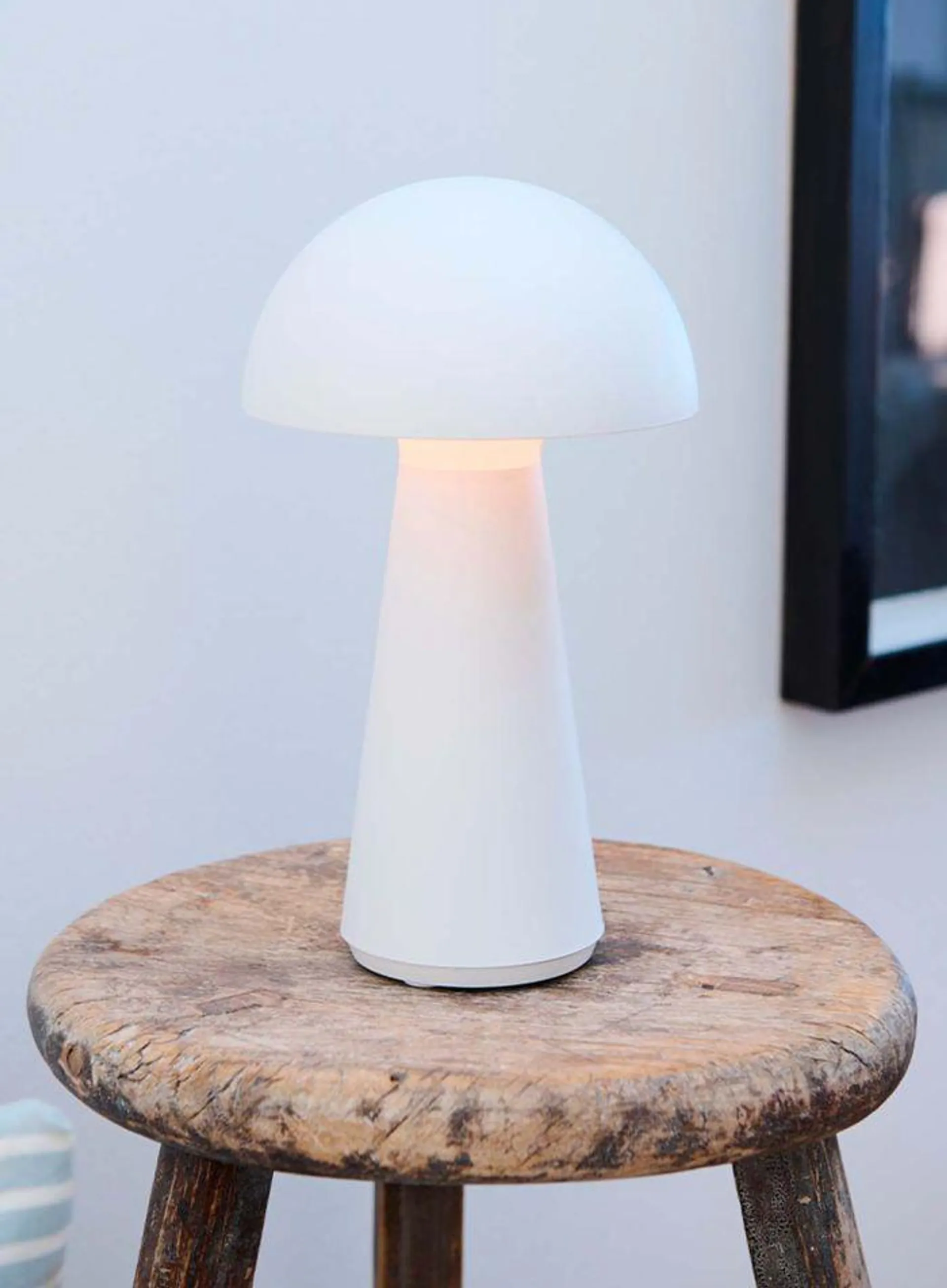 Sam bordlampe oppladbar H28 - hvit