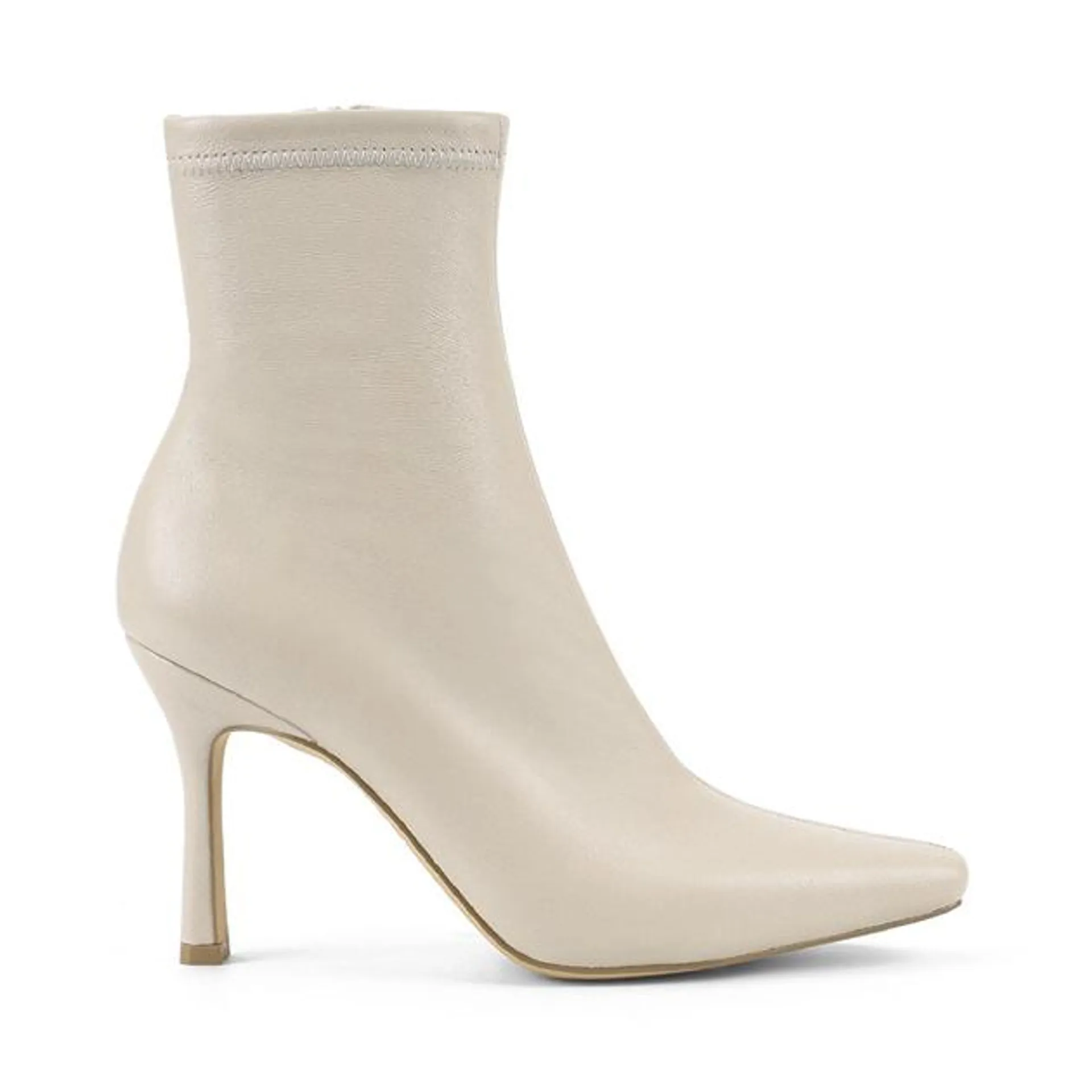 Siren Dillon Stretch Ankle Boots