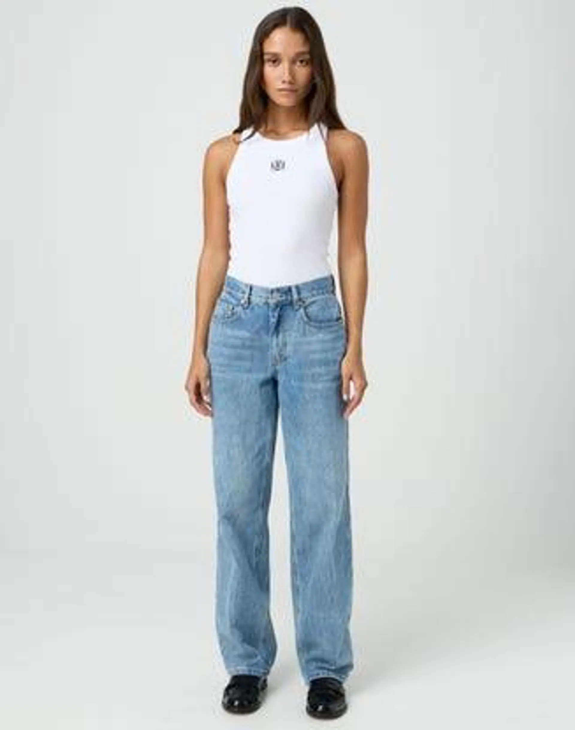 Mid Rise Baggy Fit Jean