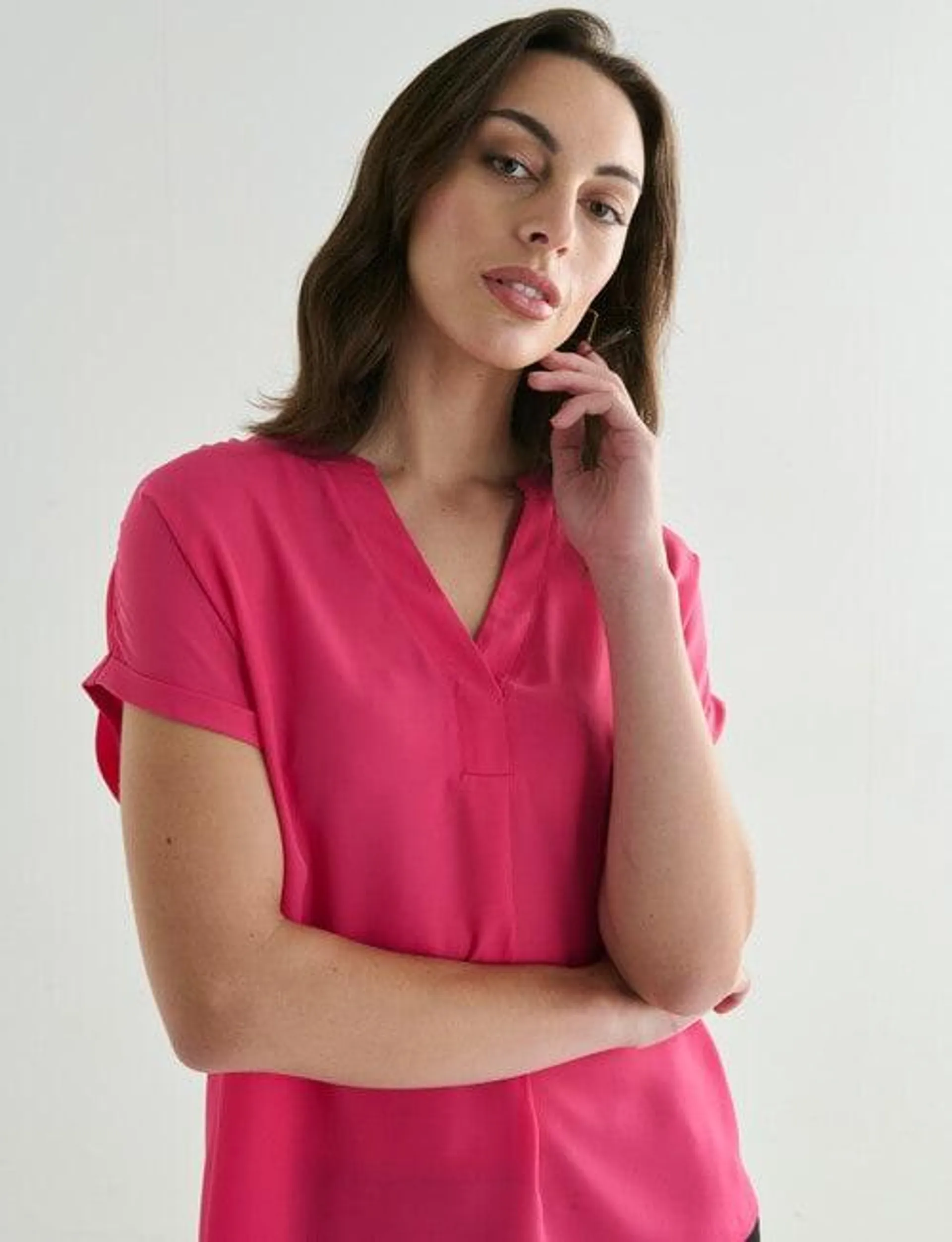 Oliver Black Cap Sleeve Shirt, Lipstick