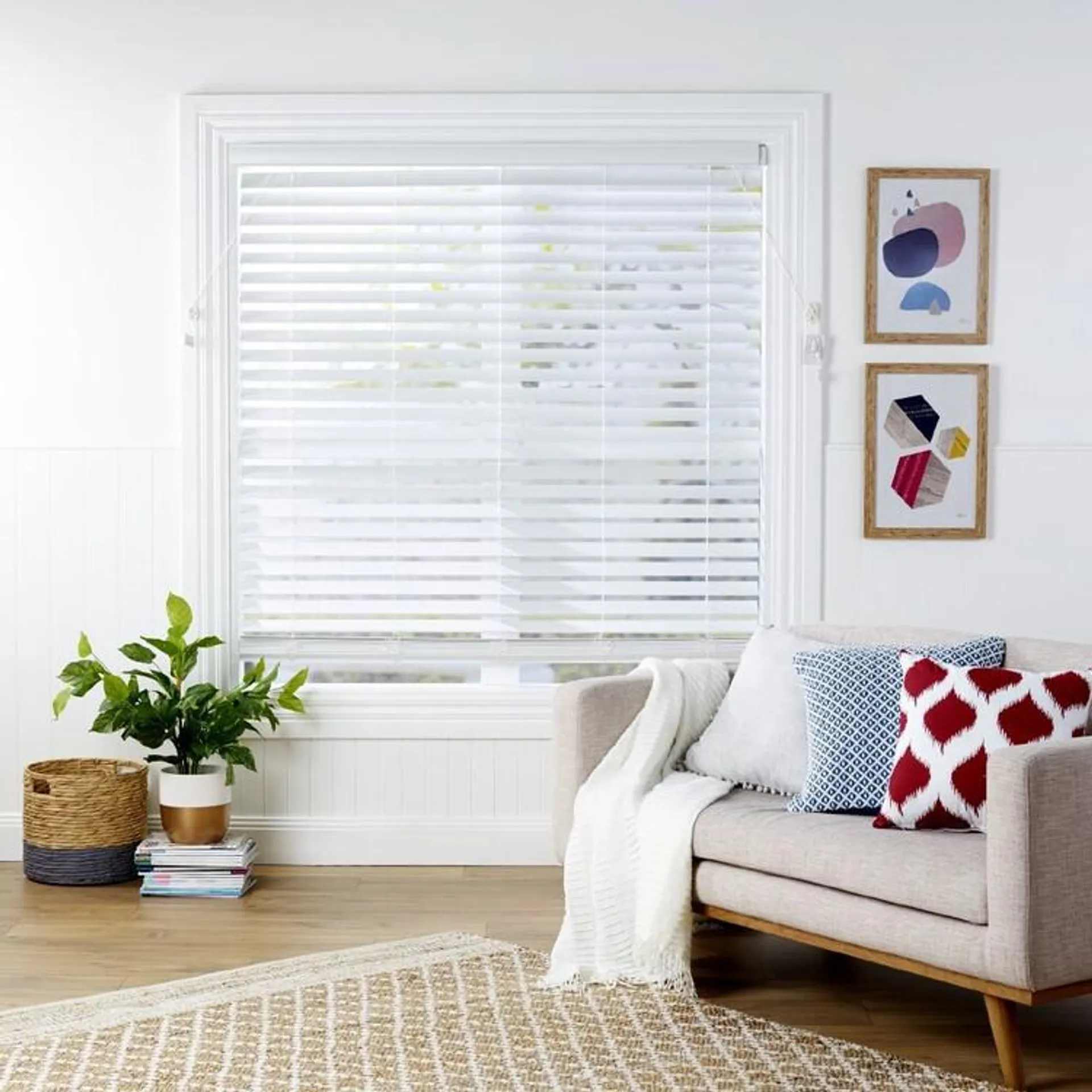 Windowshade 63 mm Slat 210 cm Drop White Faux Wood Venetian Blind White