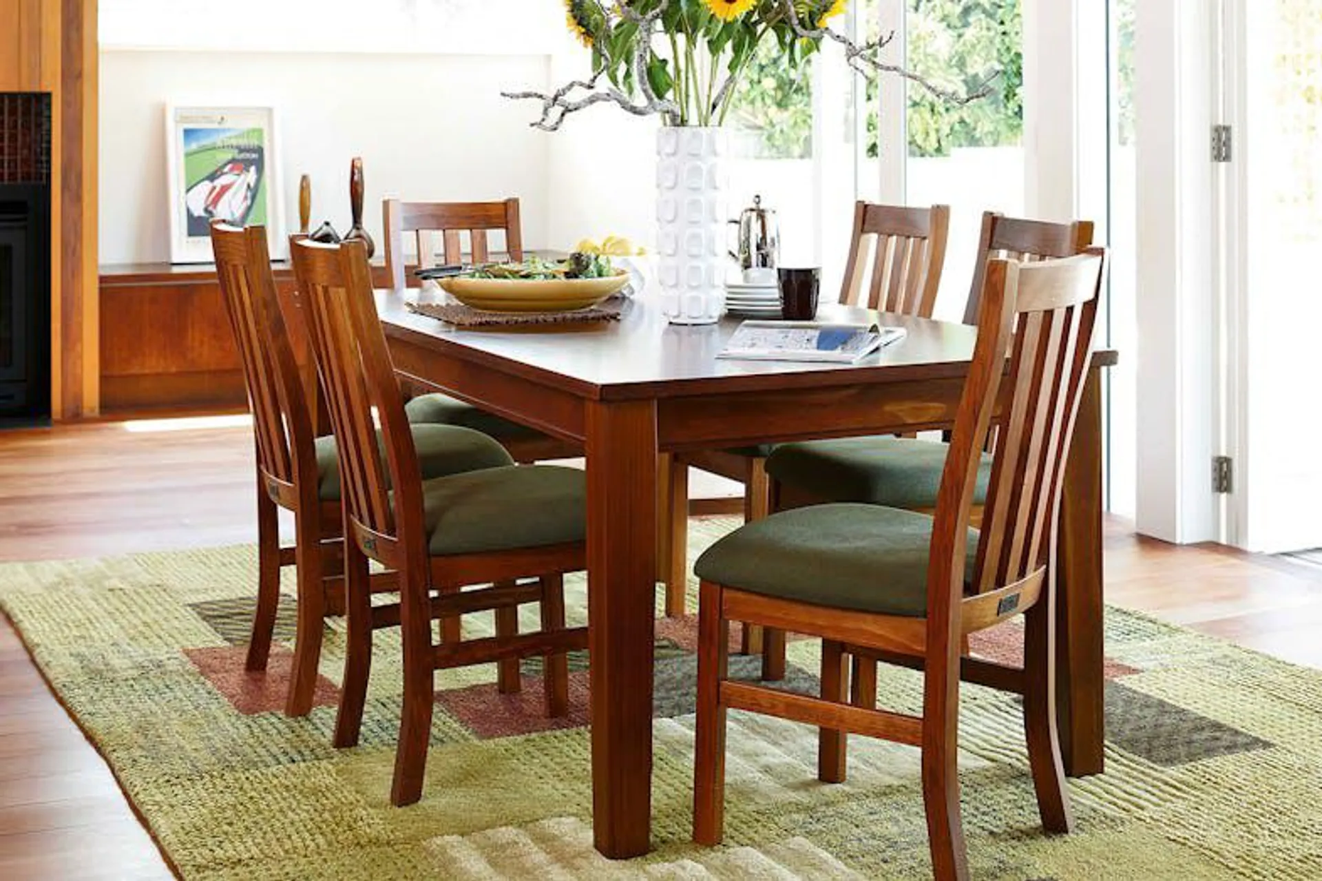 Ferngrove 7 Piece Dining Suite