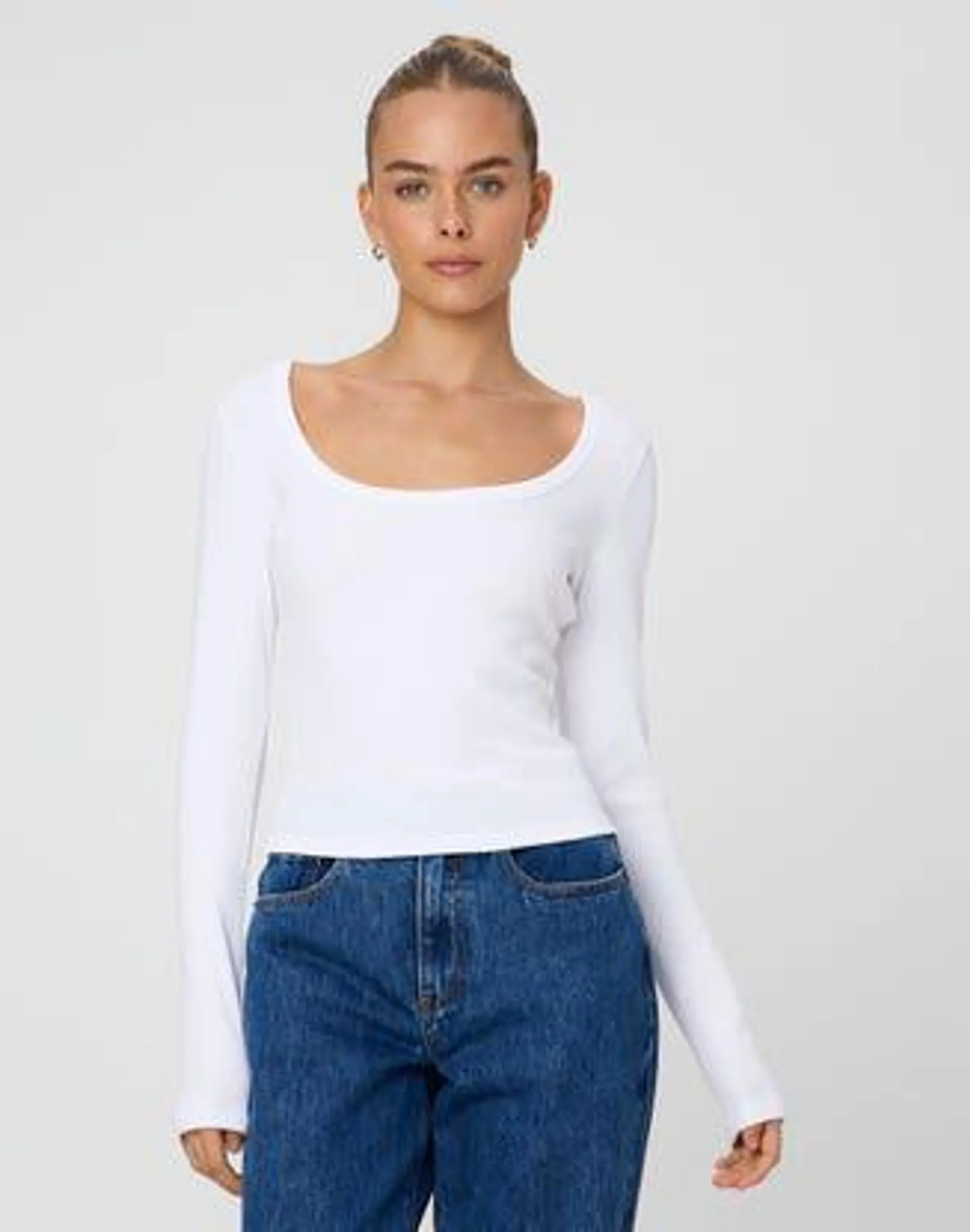 Ribbed Scoop Neck Long Sleeve Top