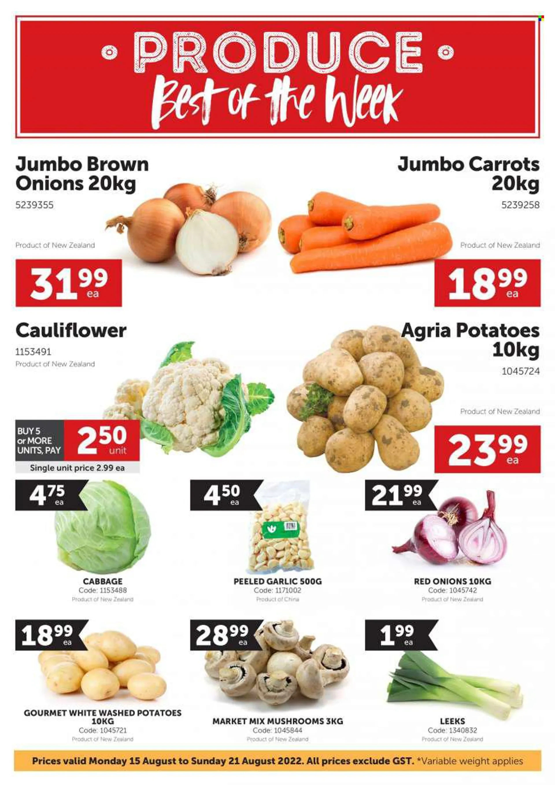 Gilmours mailer - 15.08.2022 - 21.08.2022 - Sales products - mushroom, cabbage, carrots, cauliflower, garlic, red onions, potatoes, onion. Page 1.