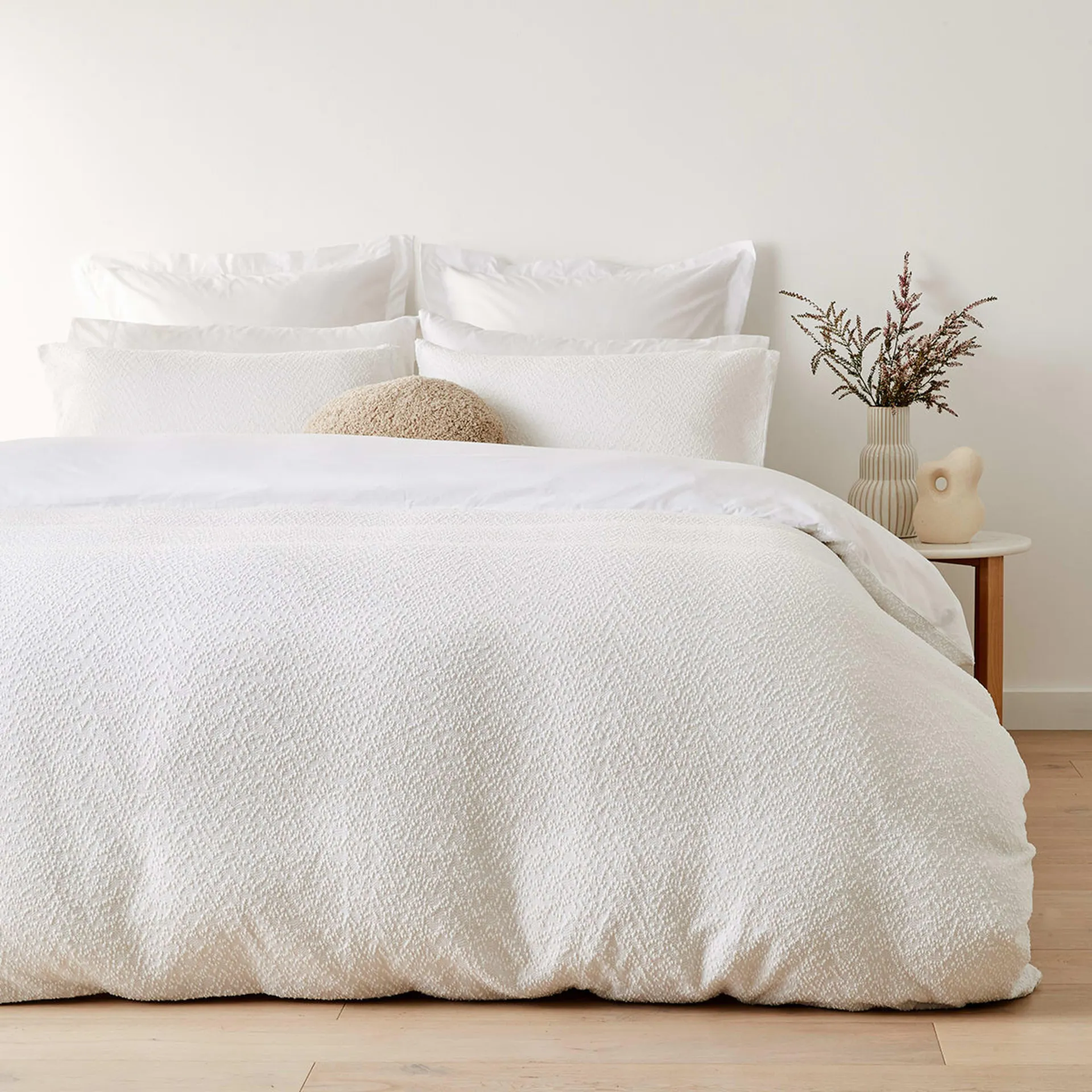 Boucle Quilt Cover Set - Super King Bed, White