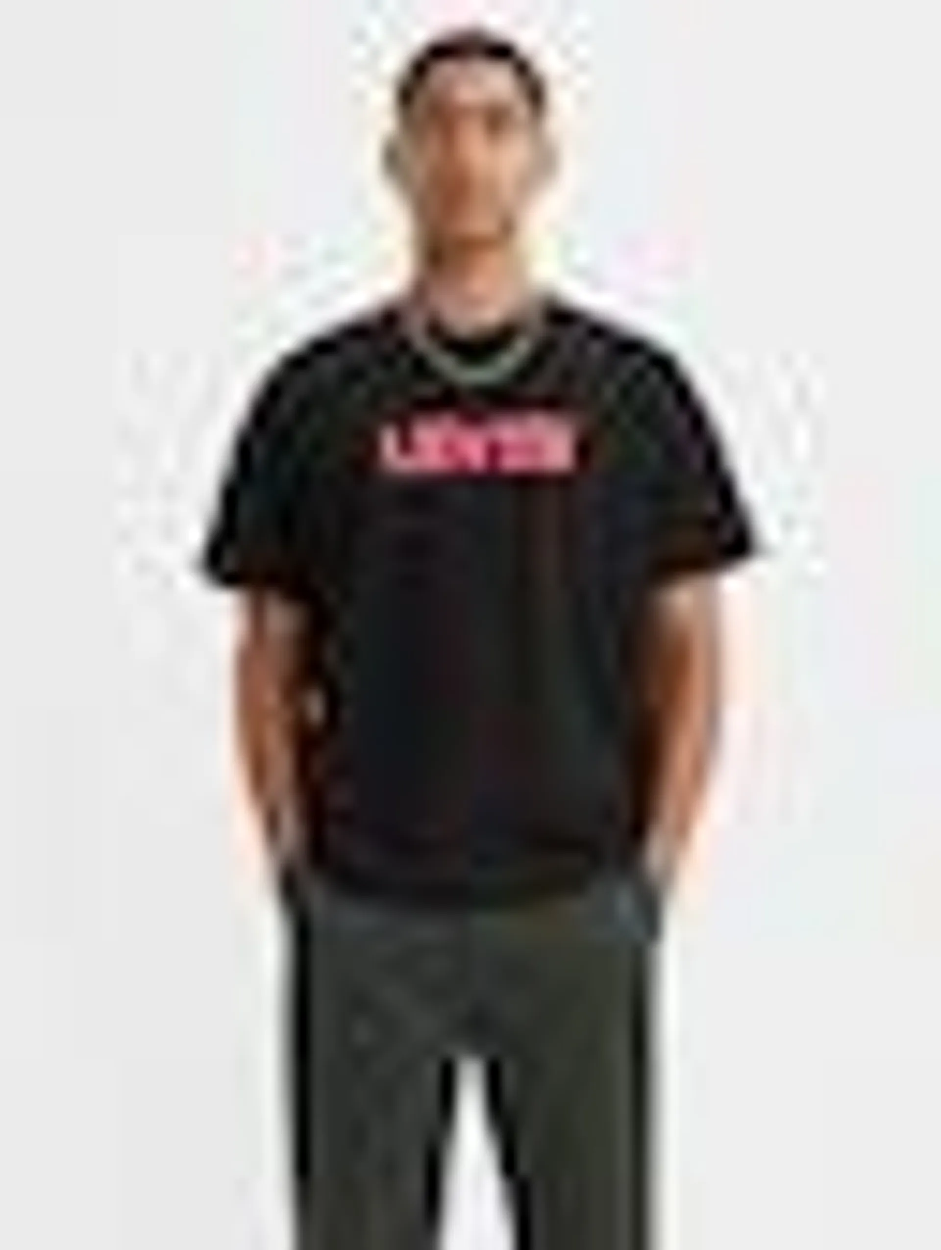 Levi's Relaxed Fit Tee In Logo Caviar