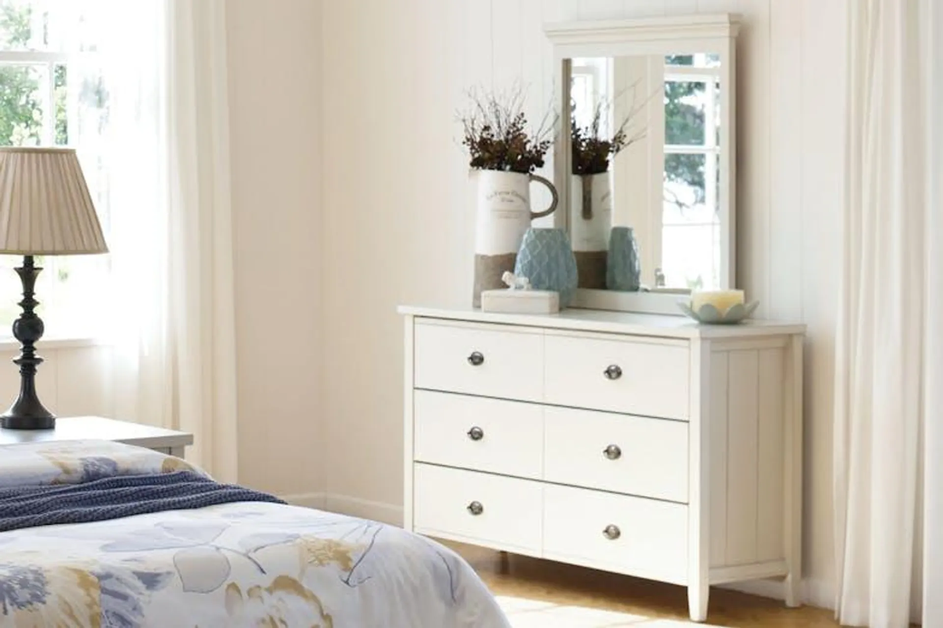 La Resta Dresser with Mirror