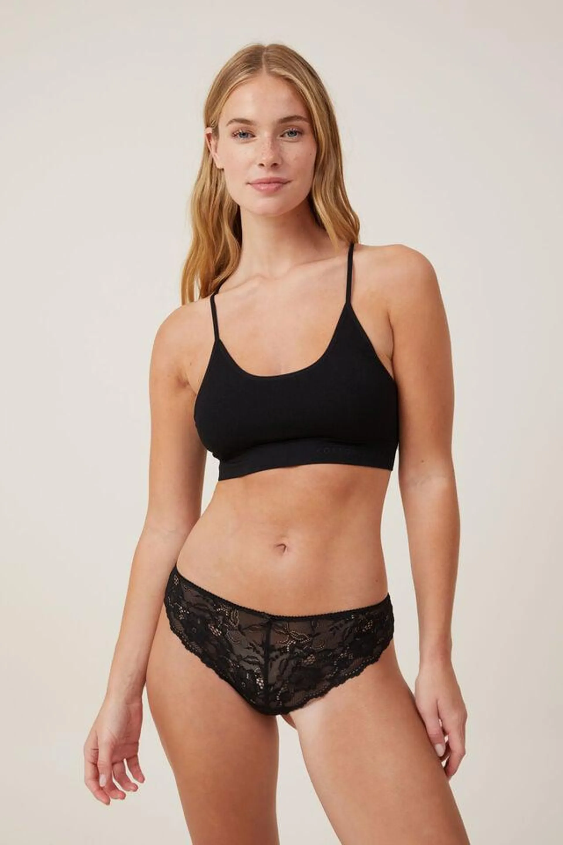 Seamless Longline Cross Over Padded Bralette