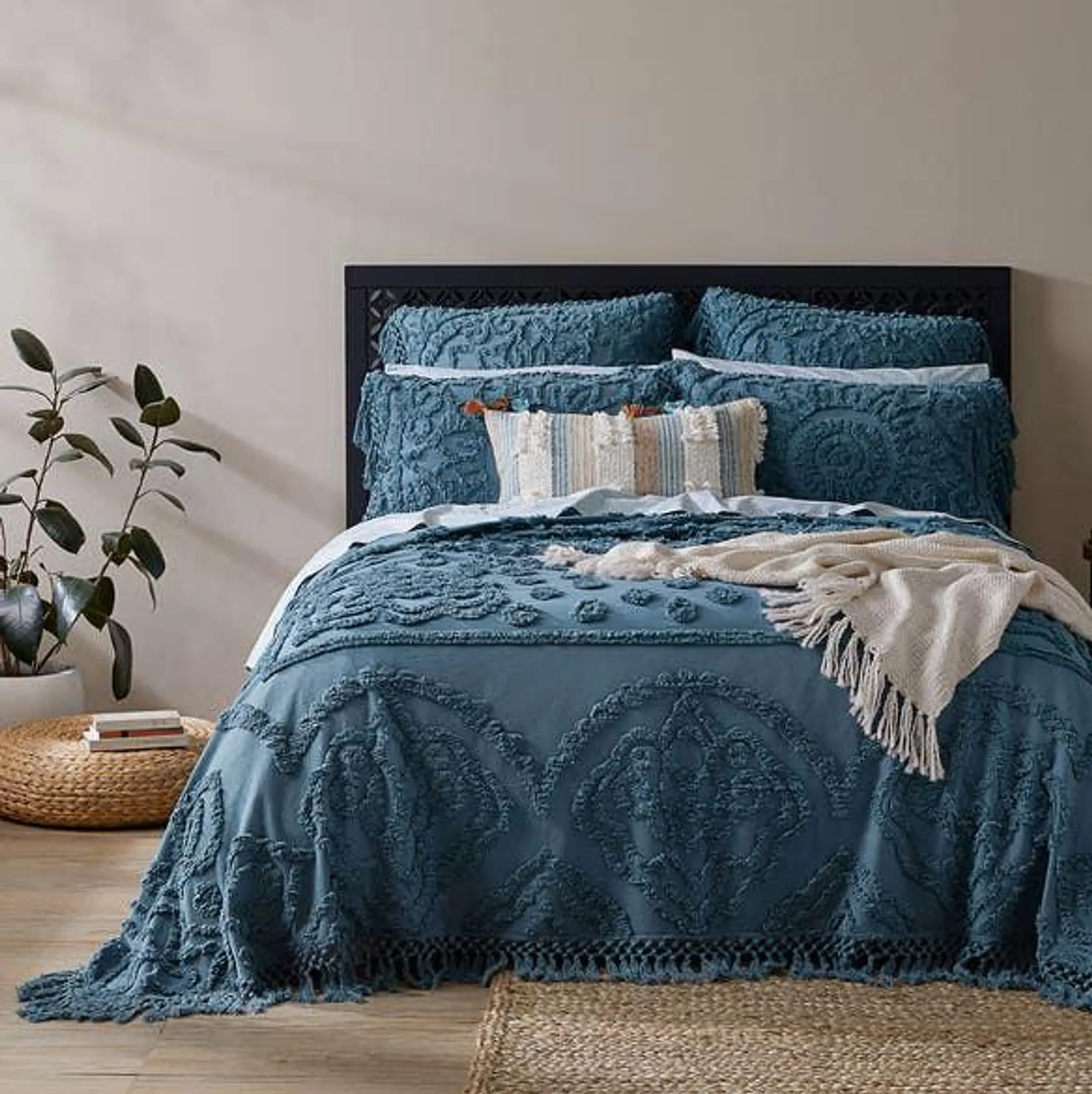 Eadie Bedspread - Blue