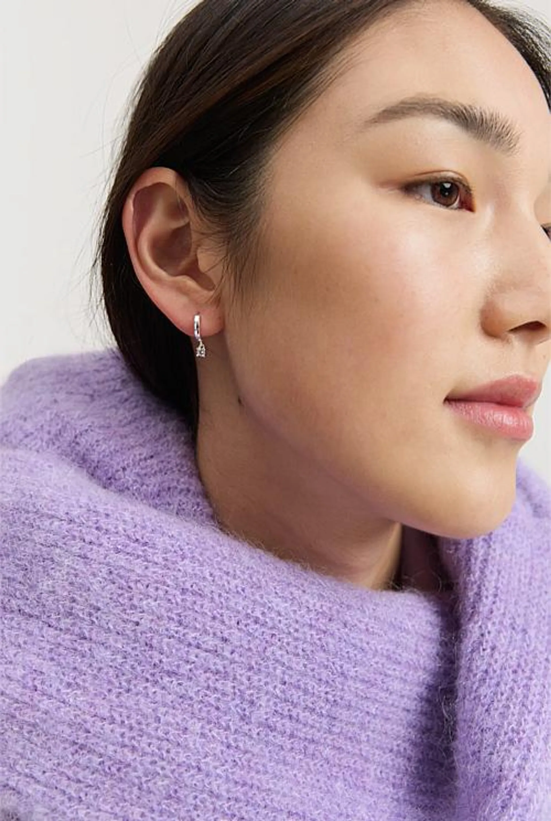 Ava Mini Crystal Earring
