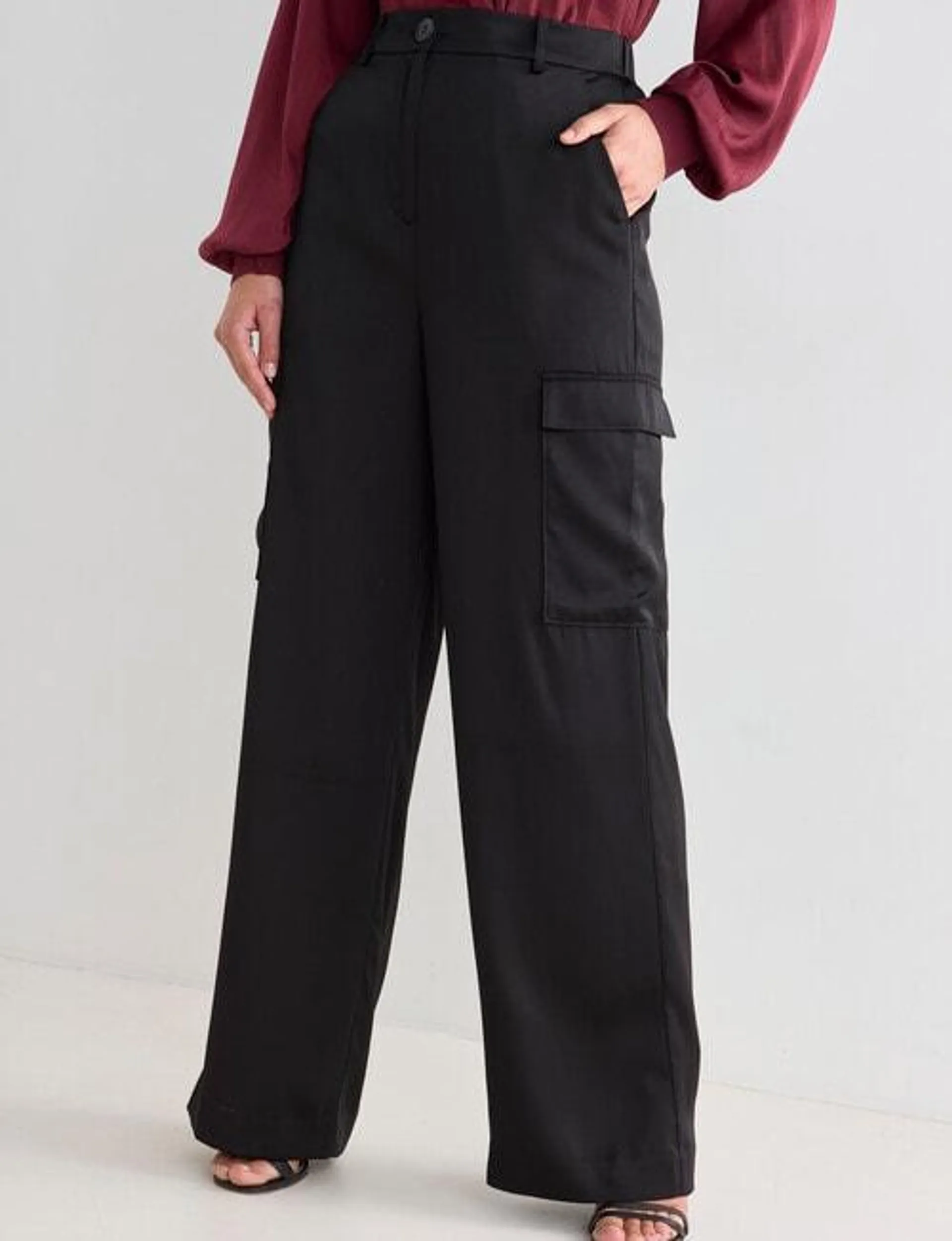 Whistle Satin Cargo Pant, Black