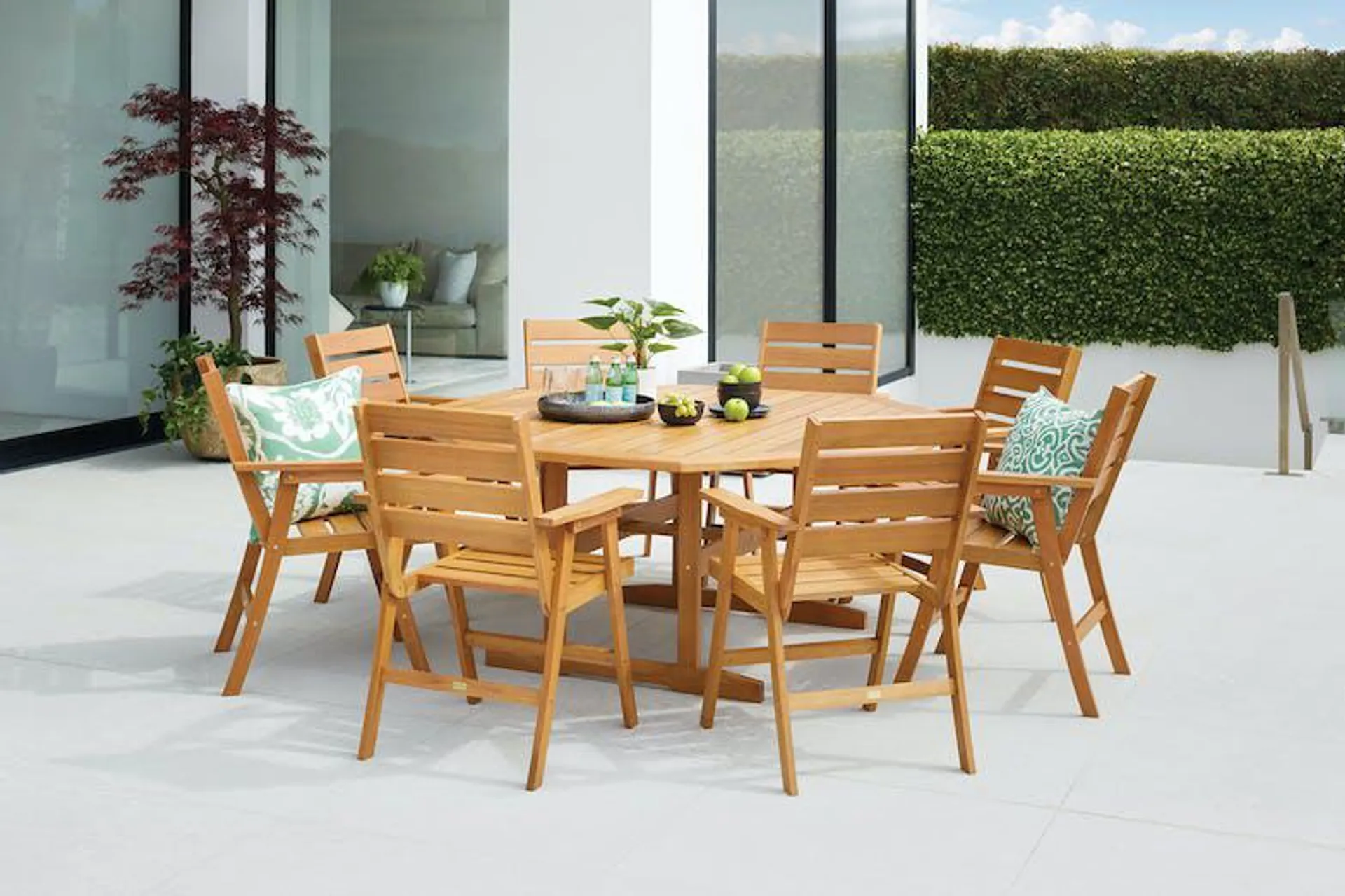 Madeira 9 Piece Outdoor Dining Setting