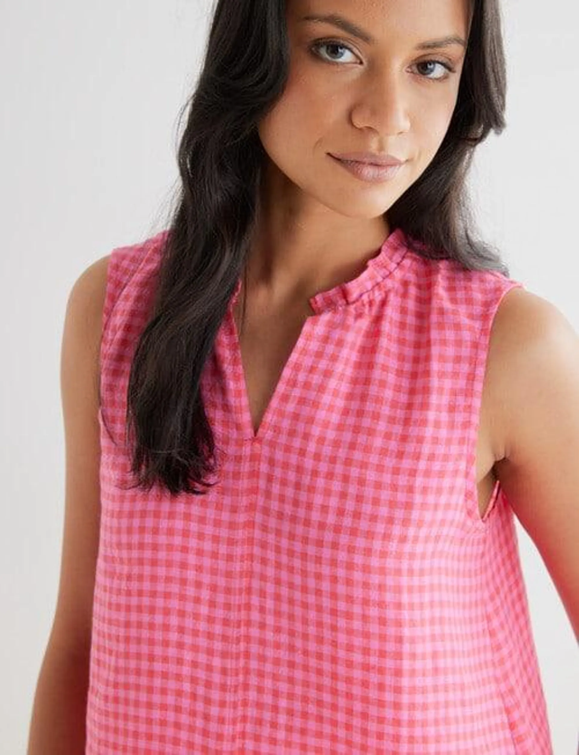 Zest Linen V Neck Tank, Pink Gingham