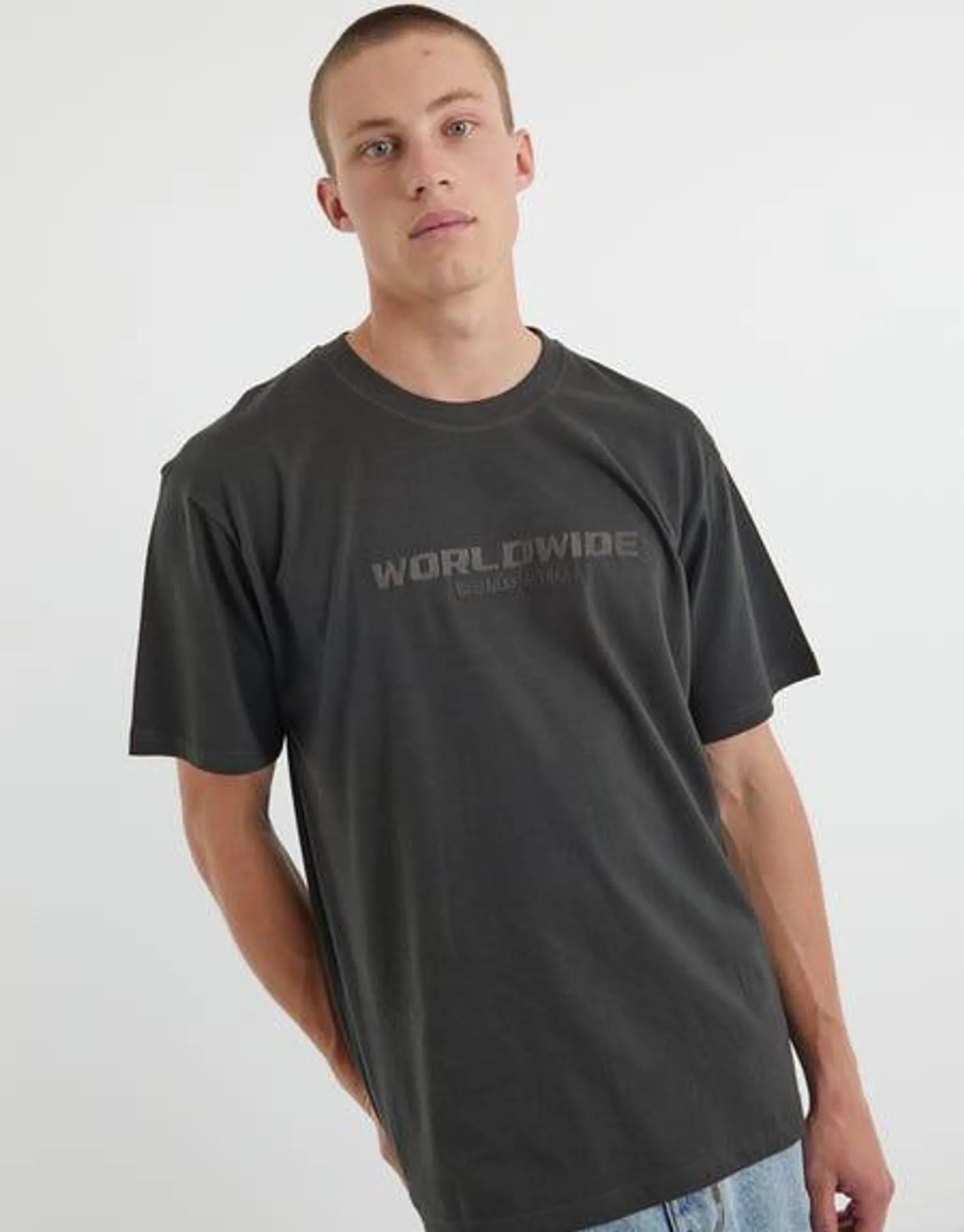 Health Club Worldwide Box Fit T Shirt in Washed Black