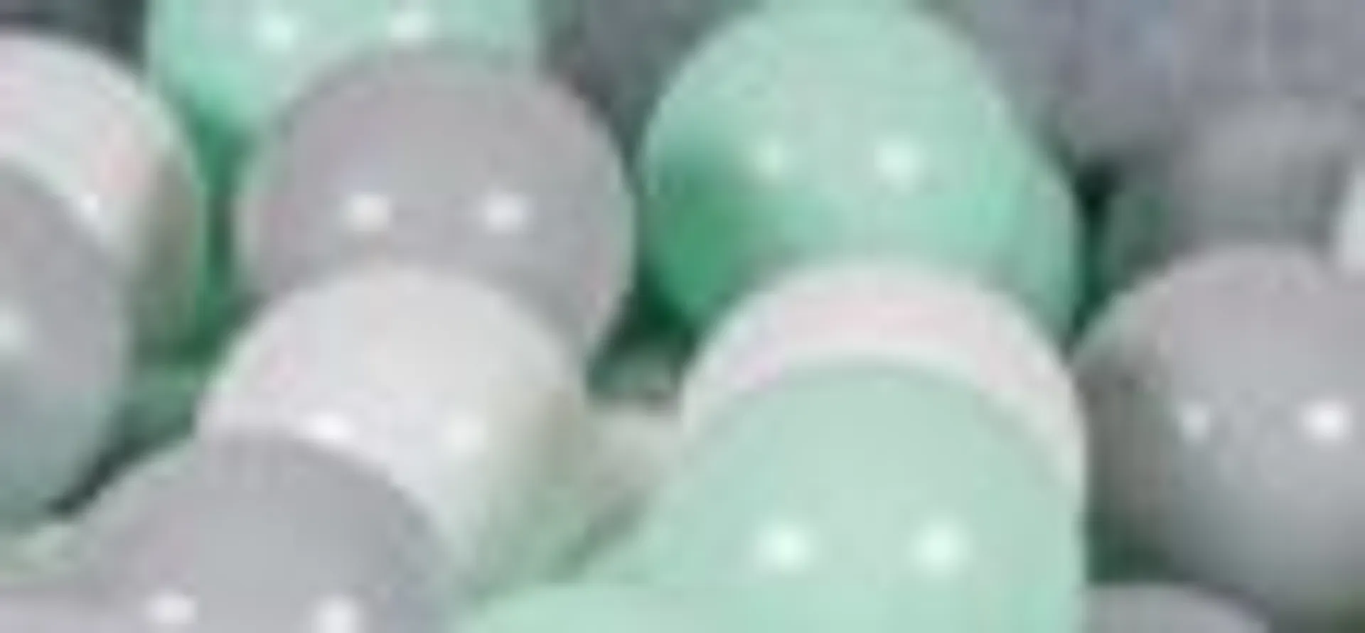 200 Grey, Mint and White Balls