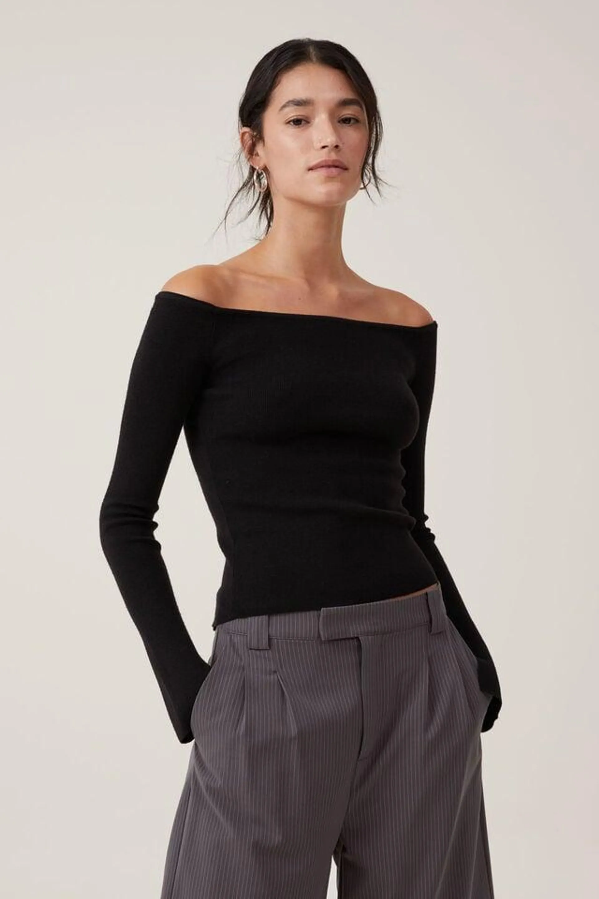 Everfine Split Sleeve Off Shoulder